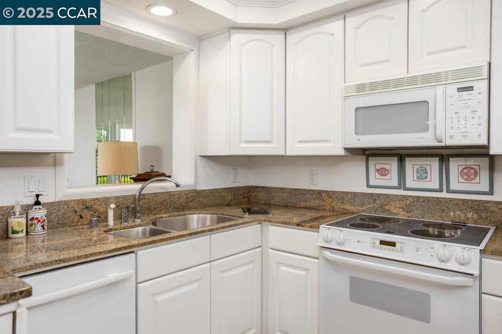 Photo #13: 41089677 Listing: Photo #13
