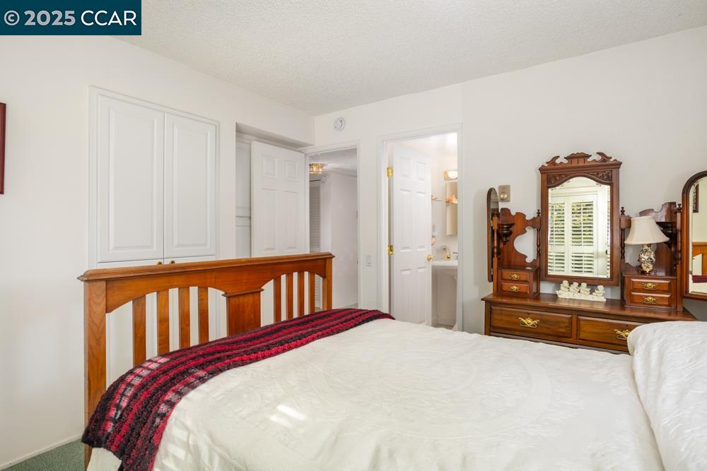 Photo #17: 41089677 Listing: Photo #17