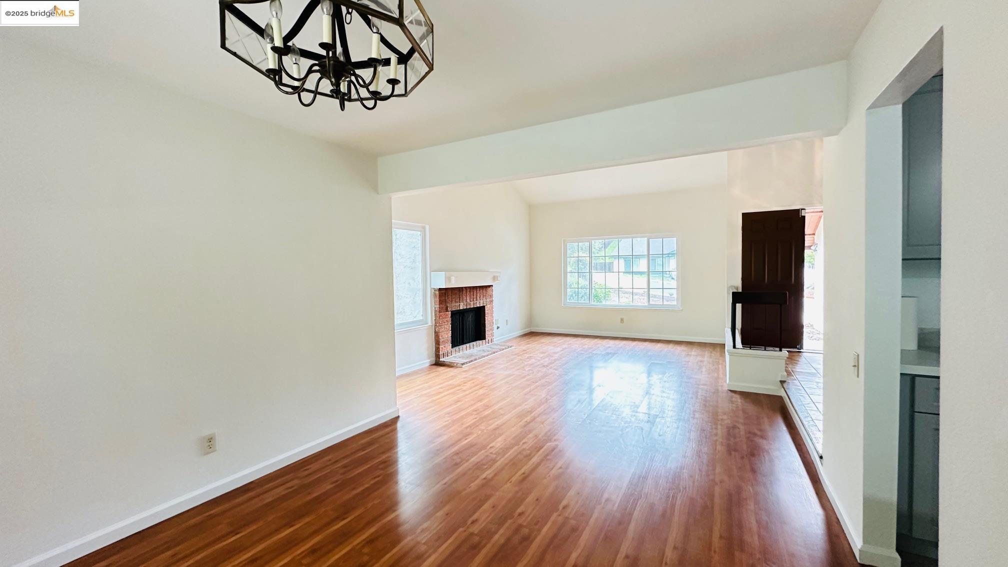 Detail Gallery Image 17 of 43 For 3593 Morningside Dr, Richmond,  CA 94803 - 5 Beds | 3/1 Baths