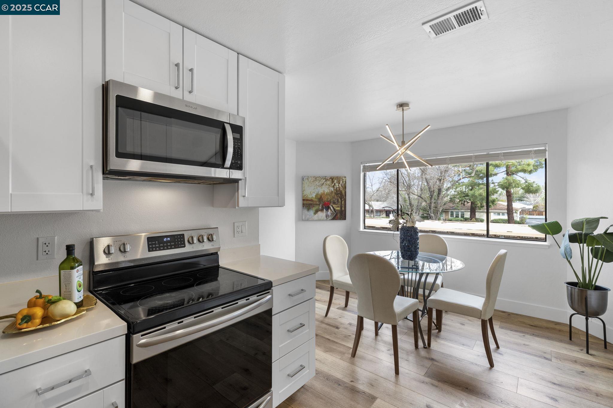 Photo #7: 41089691 Listing: Photo #7