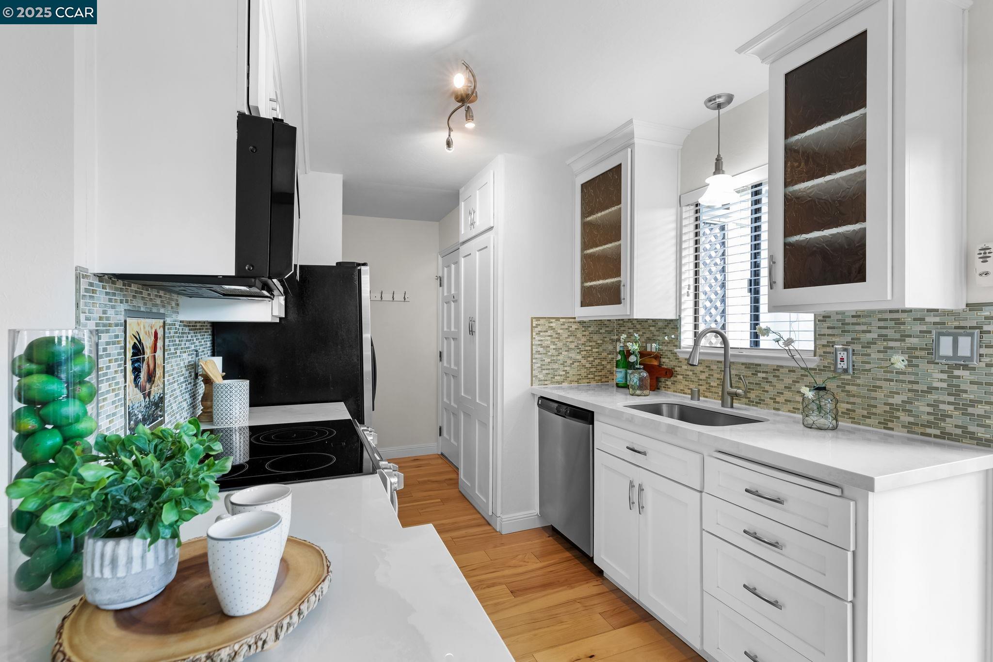 Photo #13: 41089692 Listing: Photo #13