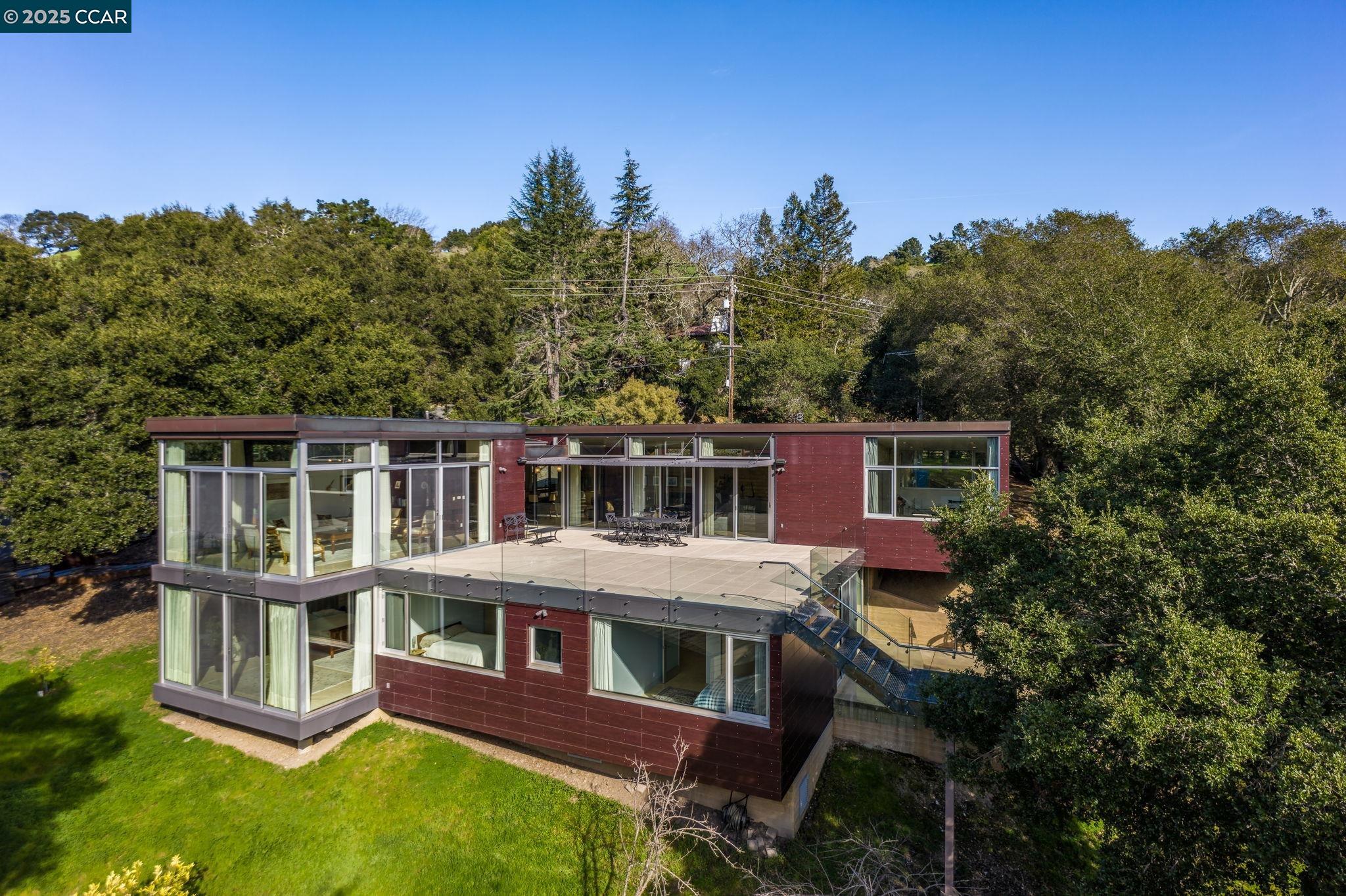 Detail Gallery Image 34 of 41 For 2 Crane Ct, Orinda,  CA 94563 - 4 Beds | 3 Baths
