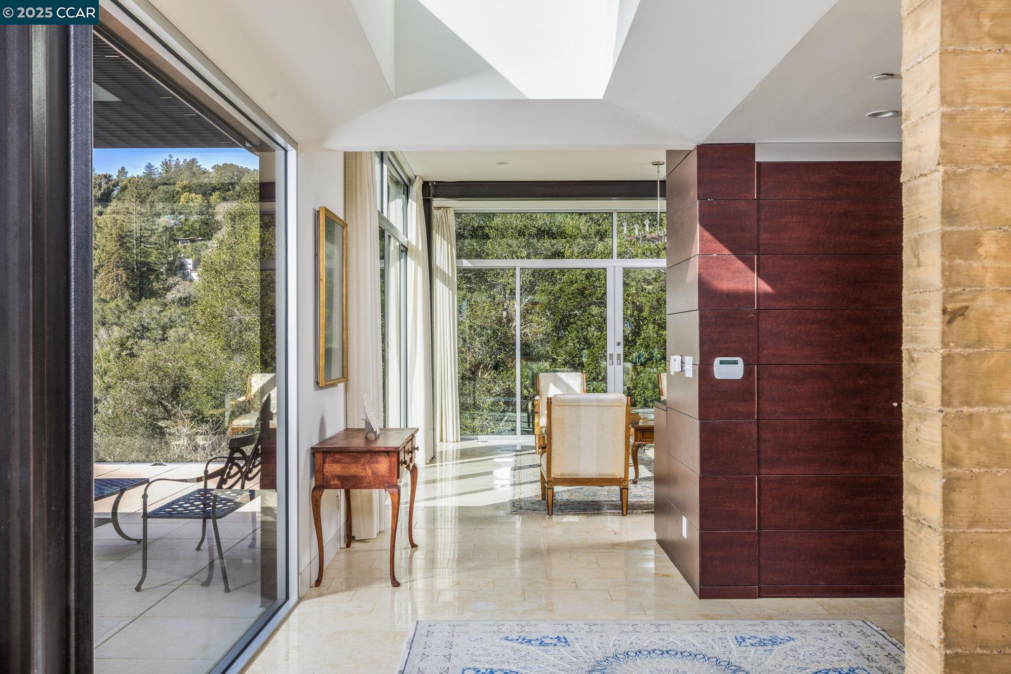 Detail Gallery Image 6 of 41 For 2 Crane Ct, Orinda,  CA 94563 - 4 Beds | 3 Baths