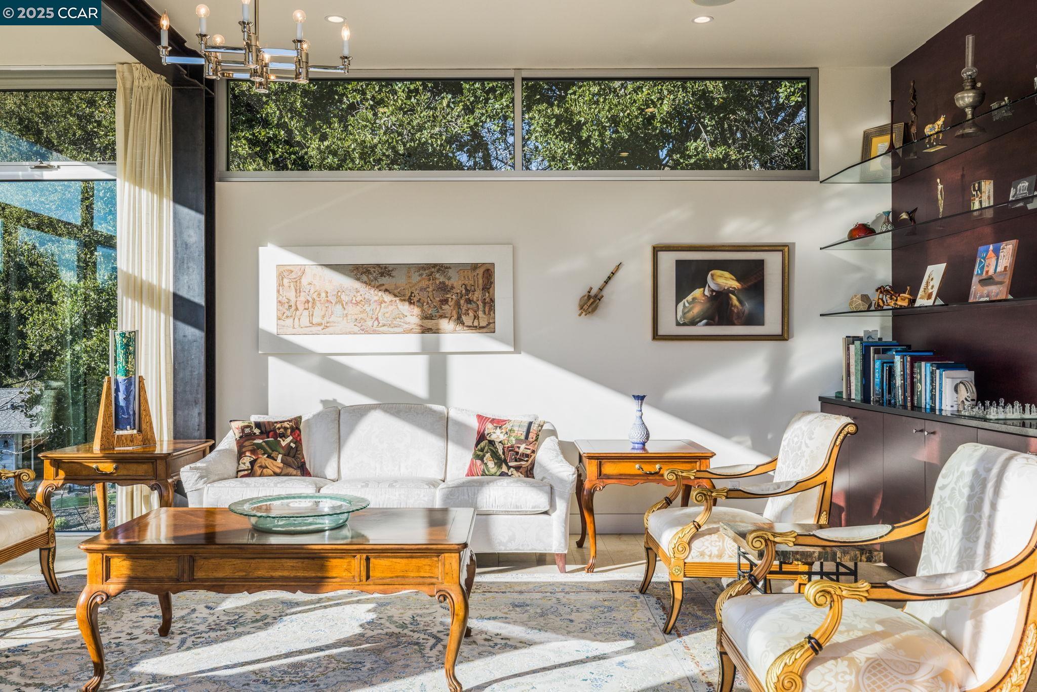 Detail Gallery Image 7 of 41 For 2 Crane Ct, Orinda,  CA 94563 - 4 Beds | 3 Baths