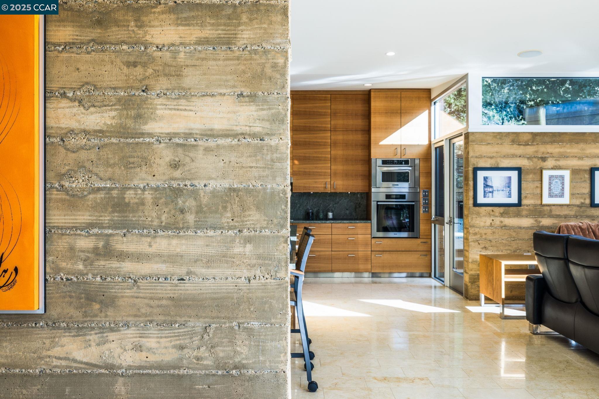 Detail Gallery Image 9 of 41 For 2 Crane Ct, Orinda,  CA 94563 - 4 Beds | 3 Baths