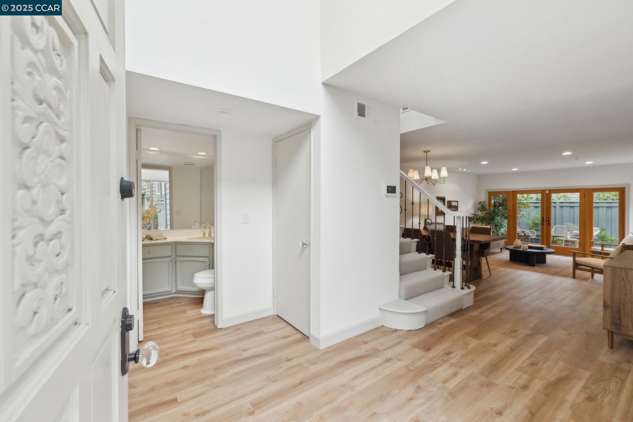 Photo #2: 41089701 Listing 