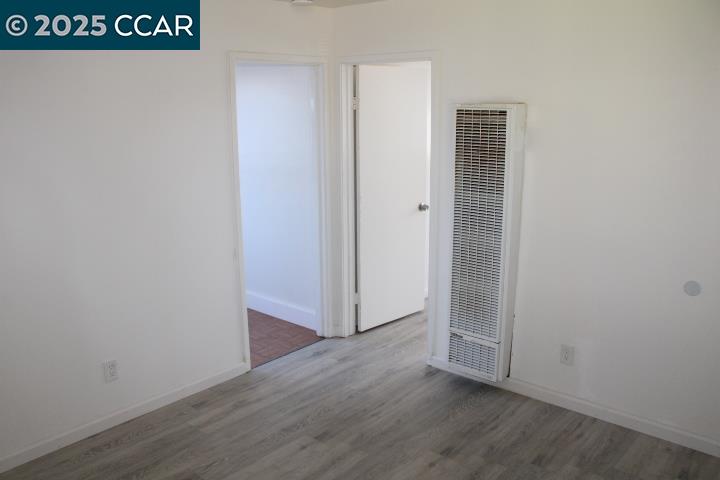 Detail Gallery Image 3 of 12 For 501 S 20th St #5,  Richmond,  CA 94804 - 1 Beds | 1 Baths