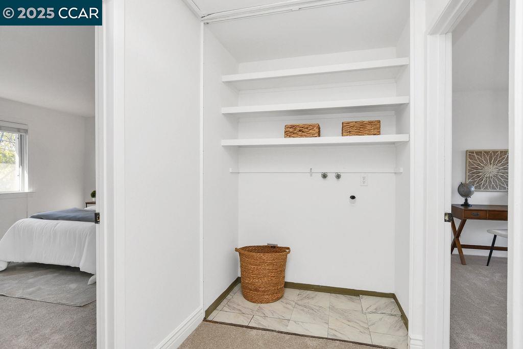 Detail Gallery Image 13 of 26 For 1288 Pine Creek Way #G,  Concord,  CA 94520 - 2 Beds | 1/1 Baths