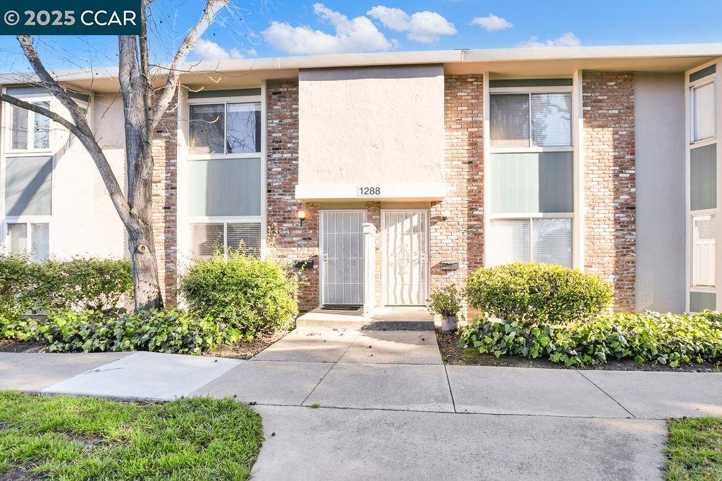 Detail Gallery Image 24 of 26 For 1288 Pine Creek Way #G,  Concord,  CA 94520 - 2 Beds | 1/1 Baths