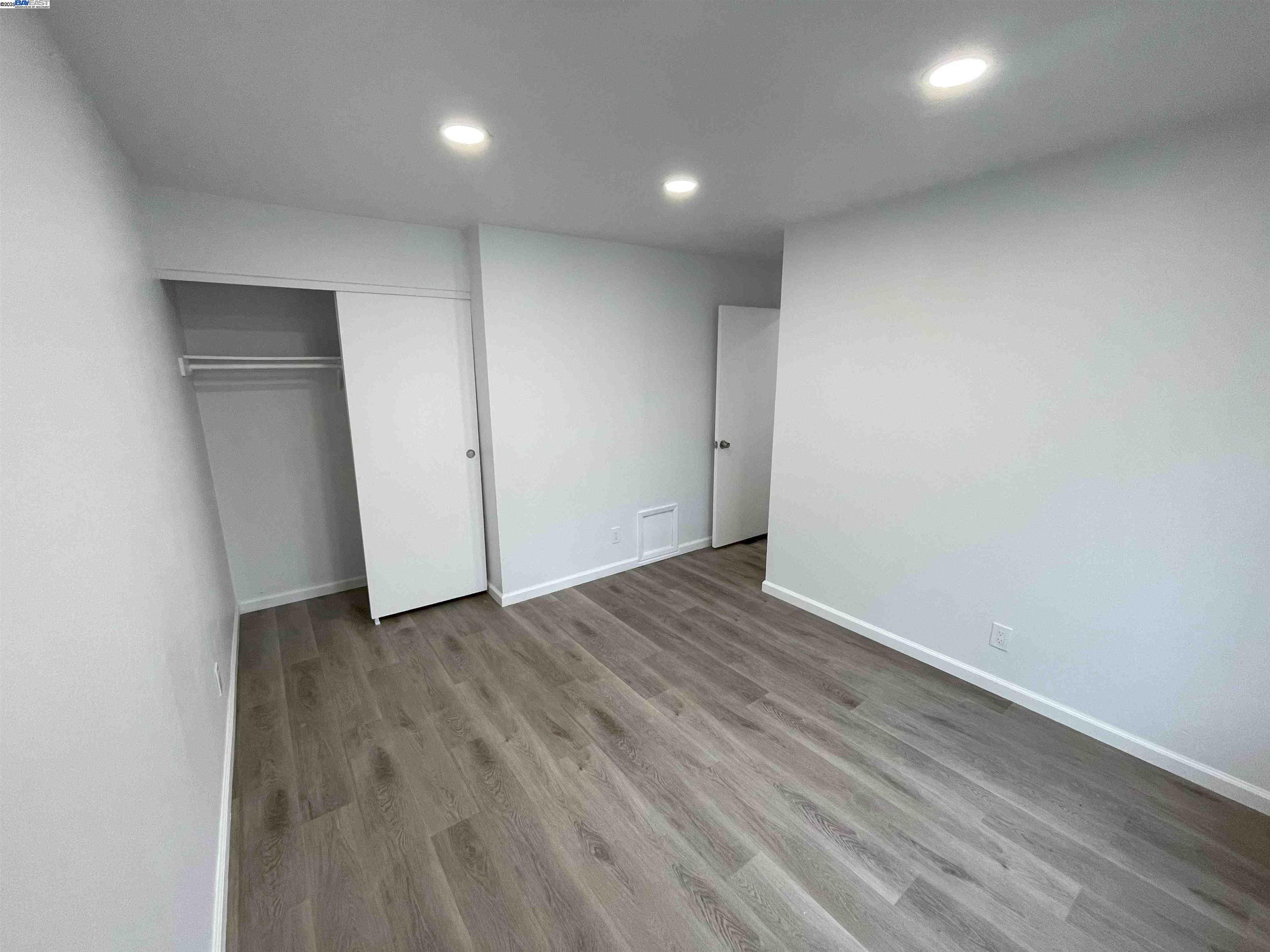 Detail Gallery Image 17 of 34 For 2832 Oliver Dr, Hayward,  CA 94545 - 4 Beds | 2/1 Baths
