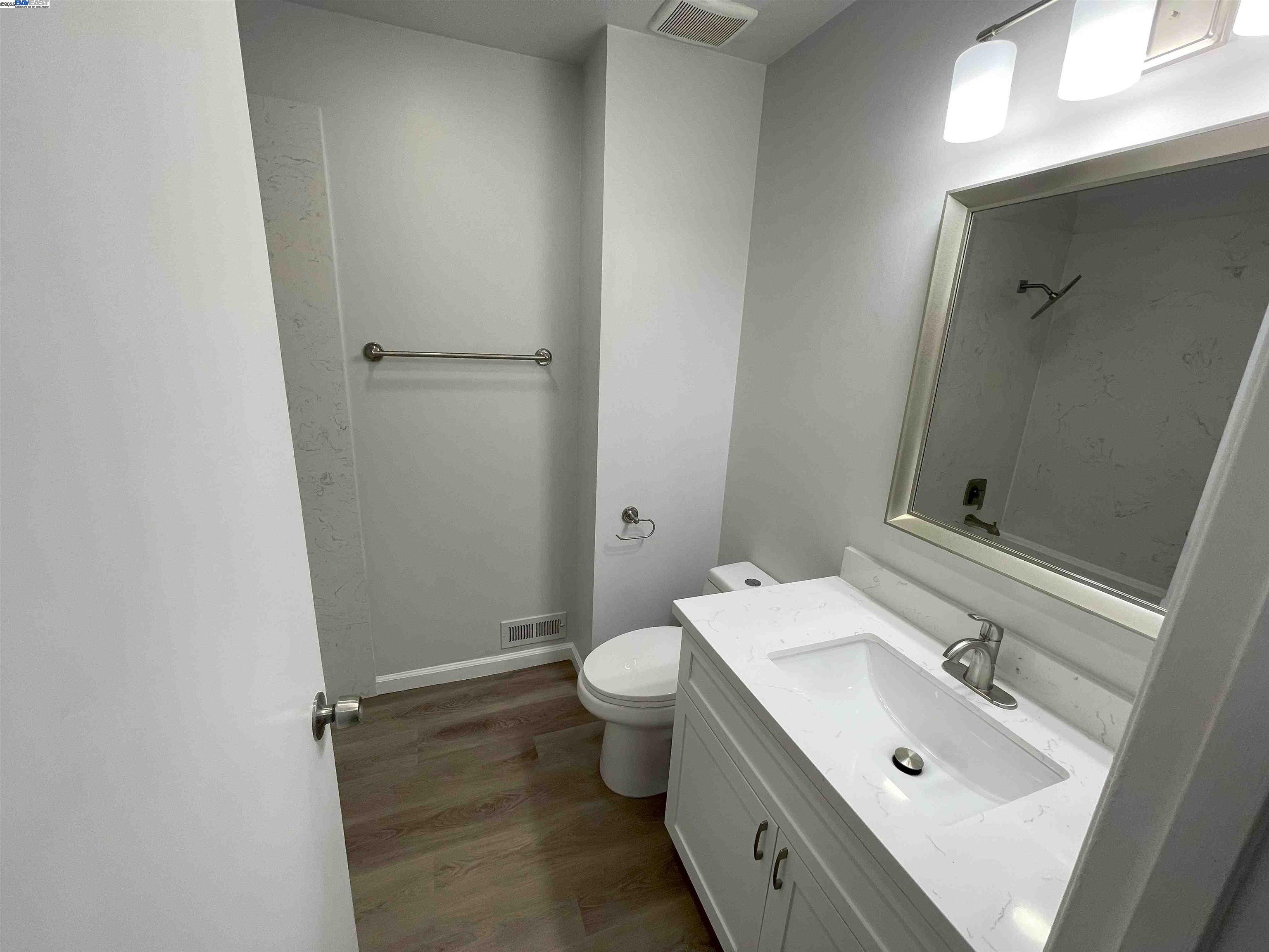 Detail Gallery Image 19 of 34 For 2832 Oliver Dr, Hayward,  CA 94545 - 4 Beds | 2/1 Baths