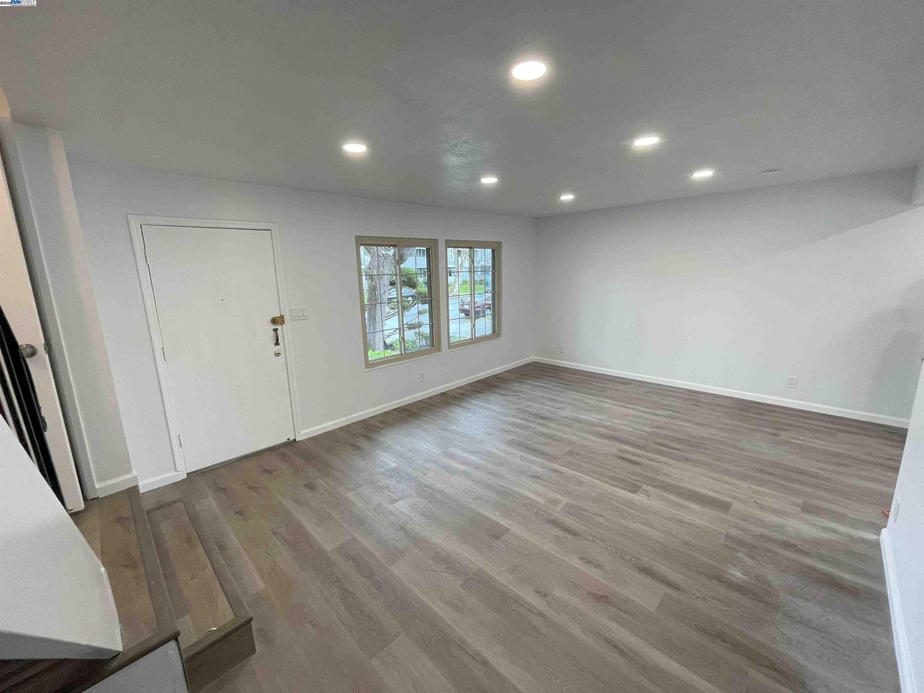 Detail Gallery Image 25 of 34 For 2832 Oliver Dr, Hayward,  CA 94545 - 4 Beds | 2/1 Baths