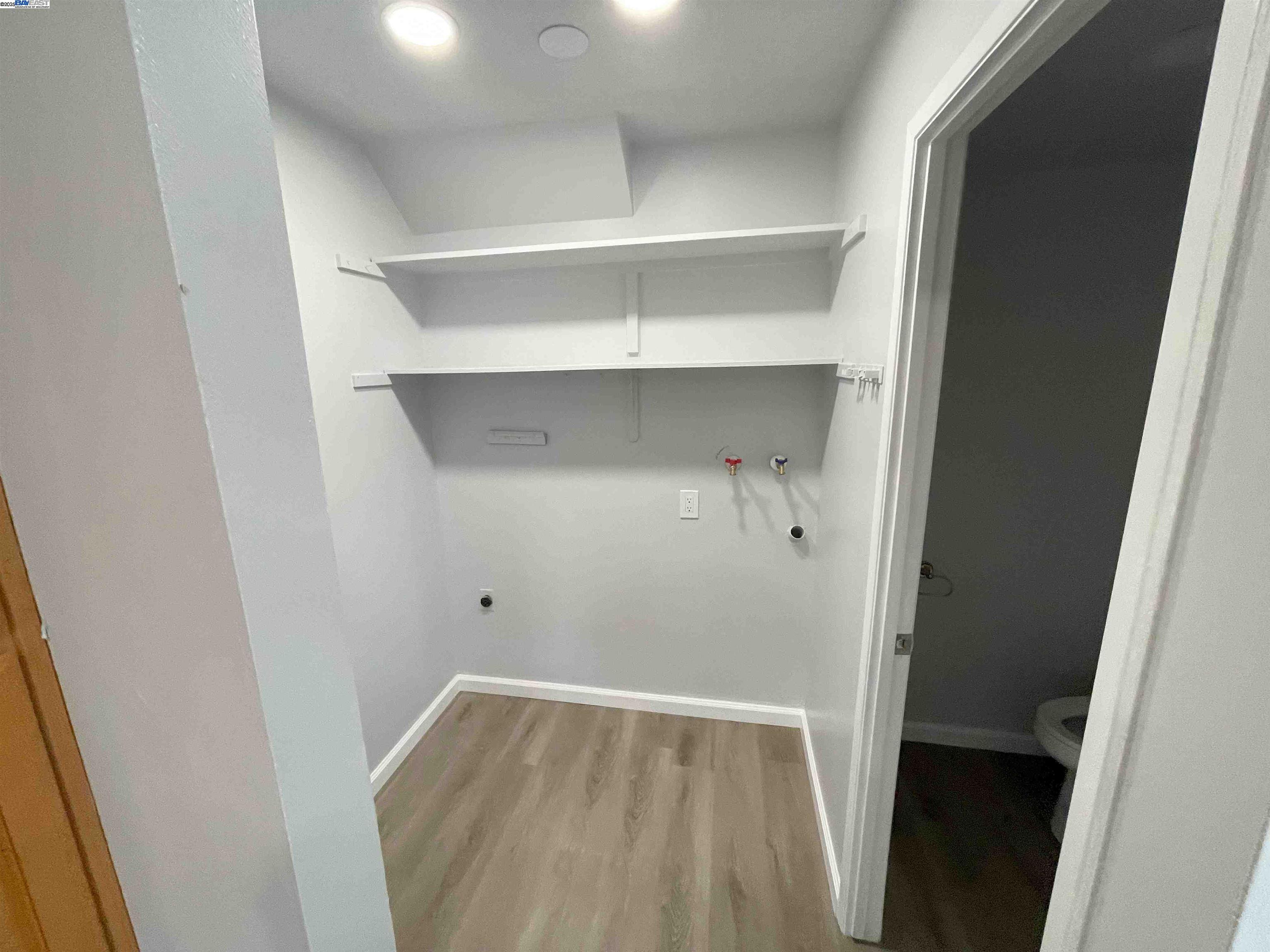 Detail Gallery Image 29 of 34 For 2832 Oliver Dr, Hayward,  CA 94545 - 4 Beds | 2/1 Baths
