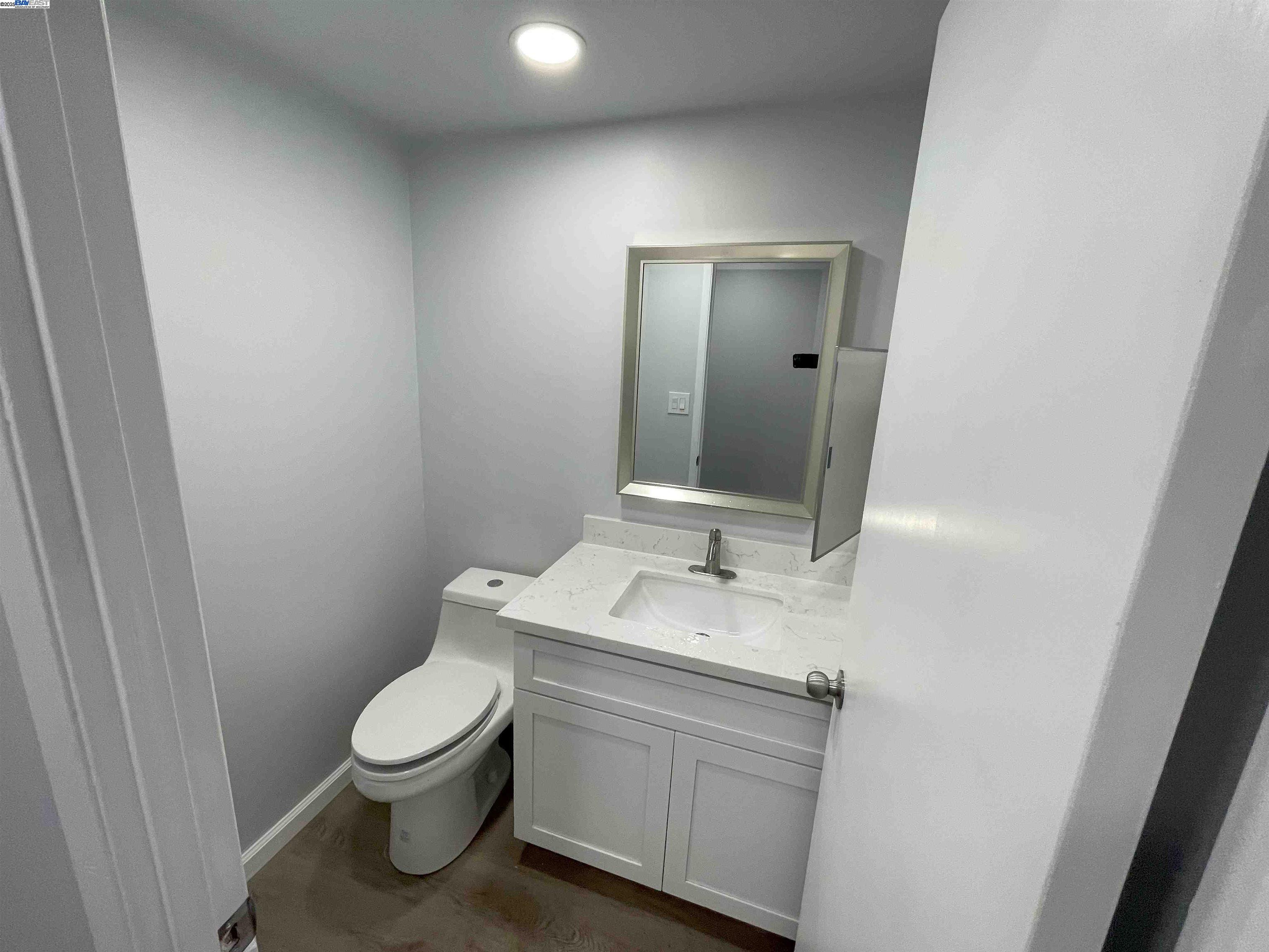 Detail Gallery Image 30 of 34 For 2832 Oliver Dr, Hayward,  CA 94545 - 4 Beds | 2/1 Baths