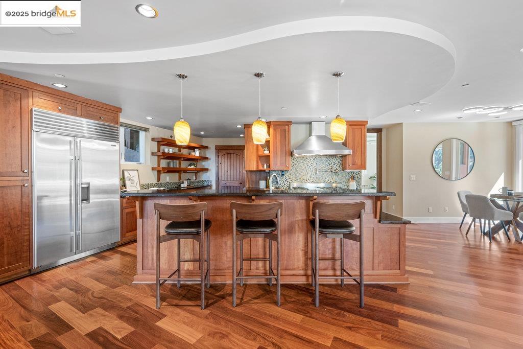 Detail Gallery Image 12 of 59 For 1991 Tunnel Rd, Berkeley,  CA 94705 - 4 Beds | 4 Baths