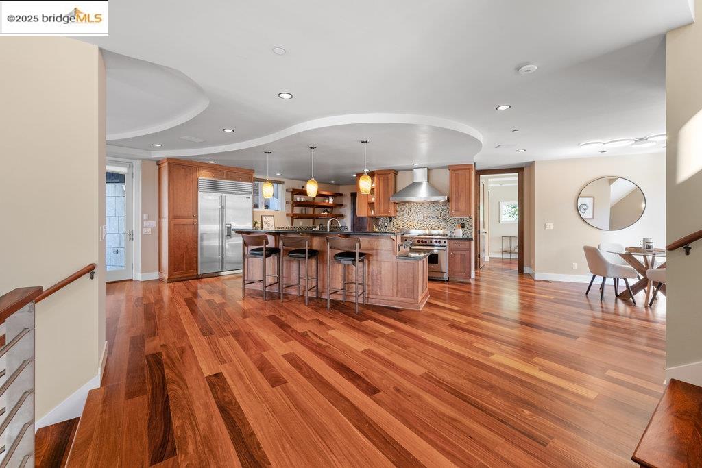Detail Gallery Image 18 of 59 For 1991 Tunnel Rd, Berkeley,  CA 94705 - 4 Beds | 4 Baths