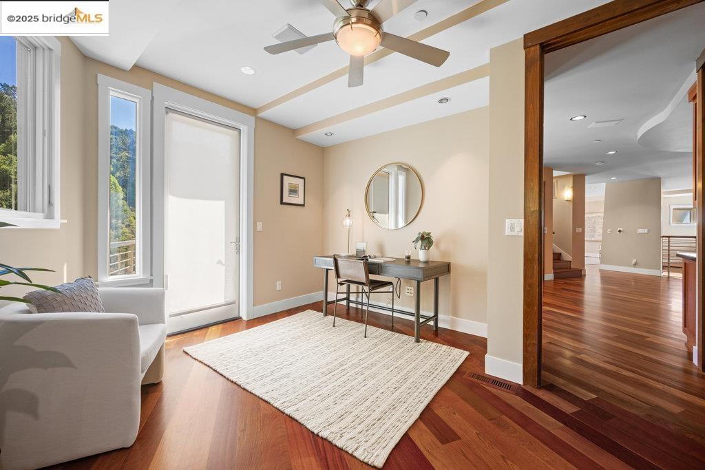 Detail Gallery Image 40 of 59 For 1991 Tunnel Rd, Berkeley,  CA 94705 - 4 Beds | 4 Baths