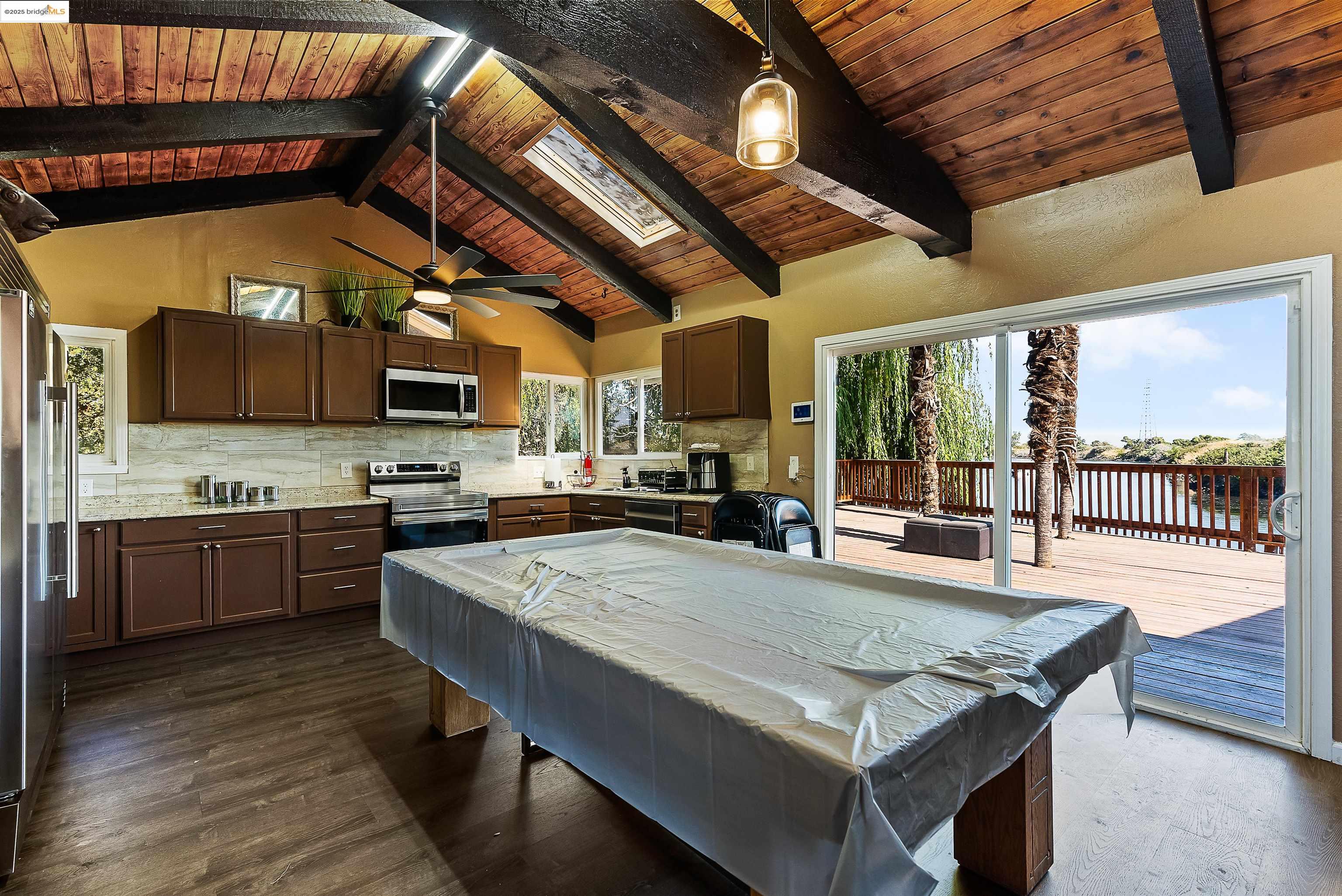 Detail Gallery Image 10 of 57 For 15537 S Kelso Road, Tracy,  CA 95391 - 3 Beds | 2/1 Baths