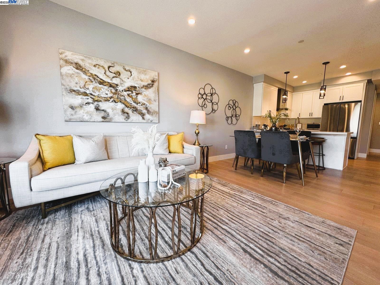 Detail Gallery Image 11 of 26 For 520 El Camino Real #201,  San Carlos,  CA 94070 - 2 Beds | 2 Baths