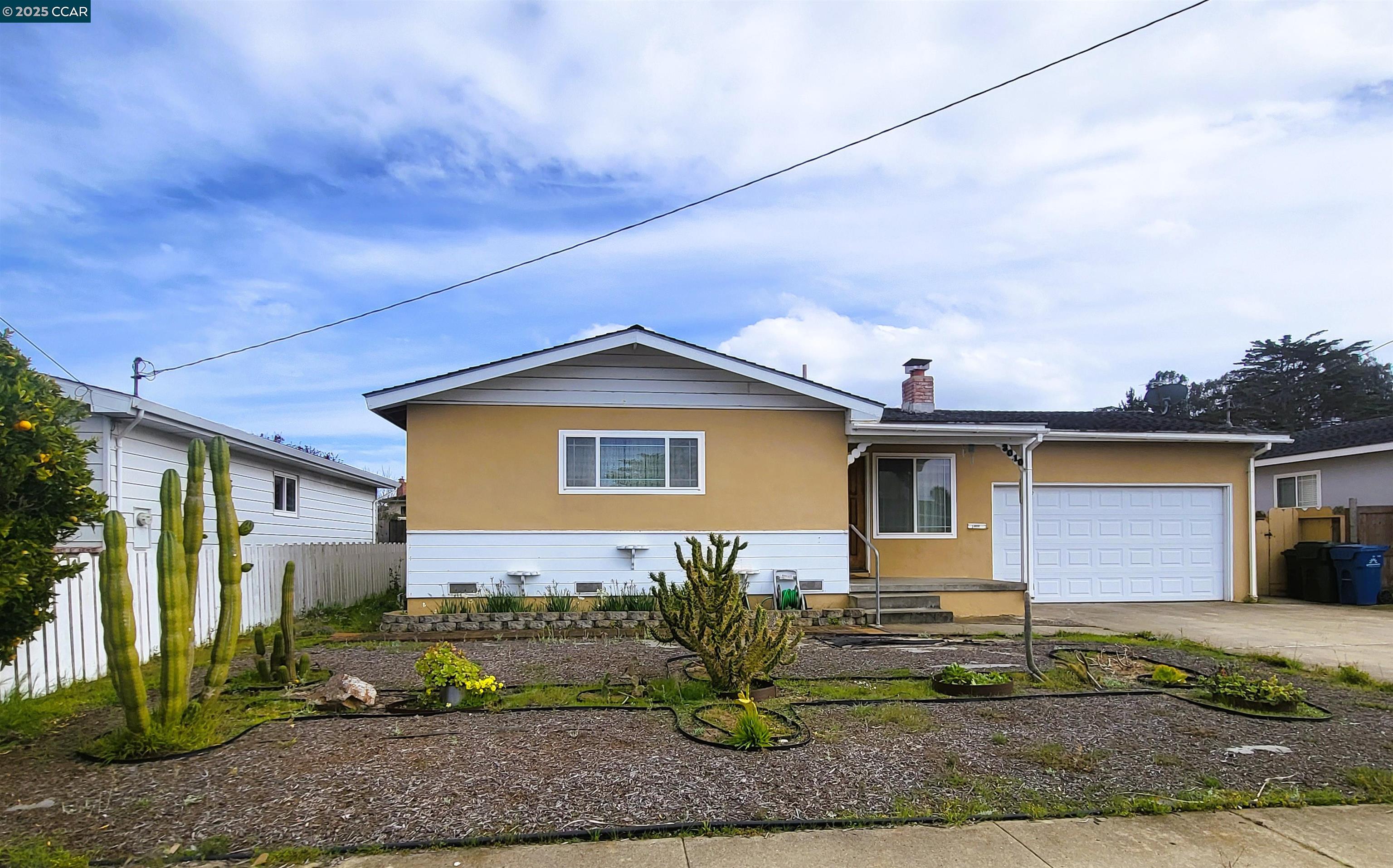 Detail Gallery Image 1 of 1 For 3010 Eddy St, –,  CA 93933 - 3 Beds | 2 Baths