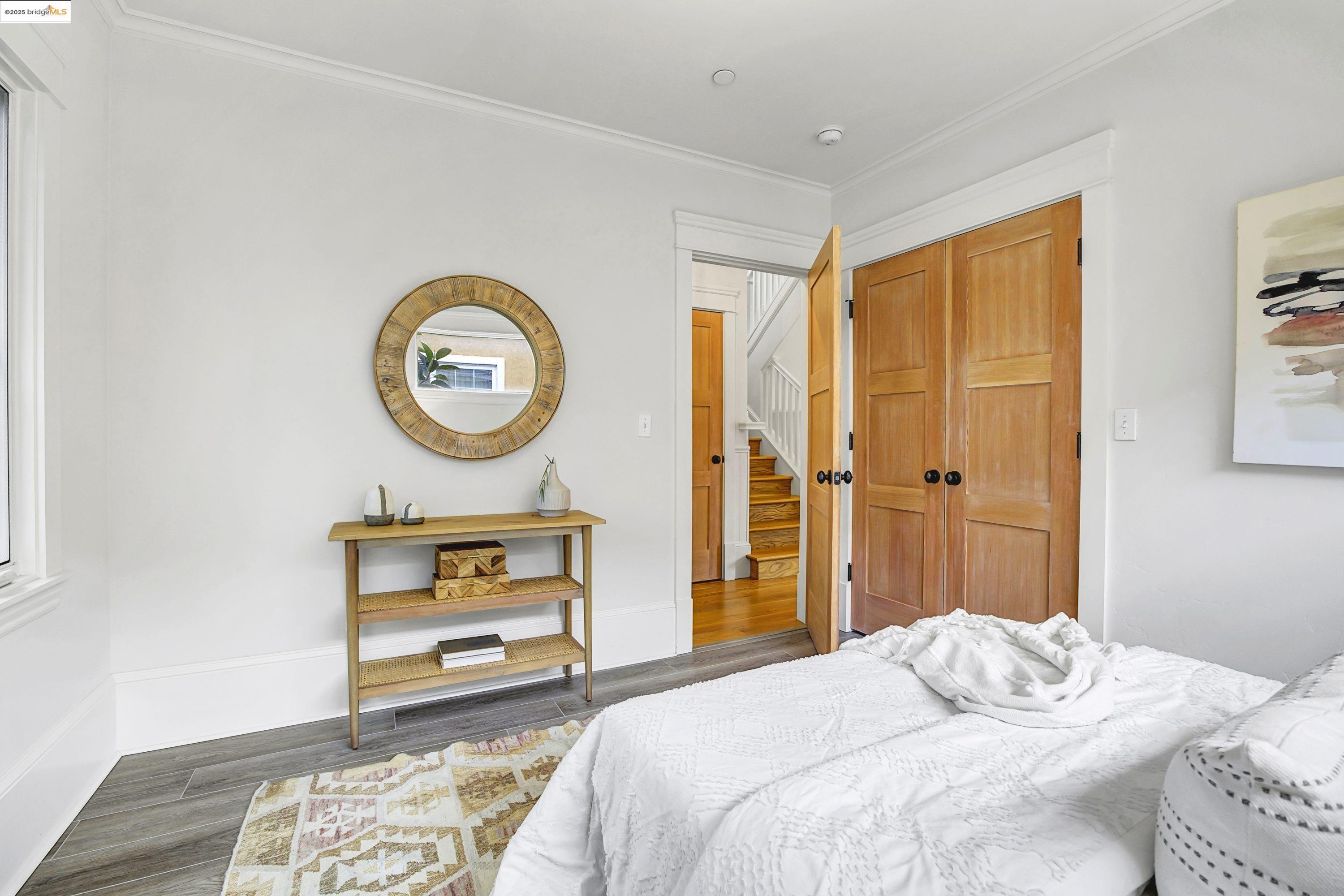 Detail Gallery Image 15 of 39 For 1911 9th St a,  Berkeley,  CA 94710 - 3 Beds | 2/1 Baths