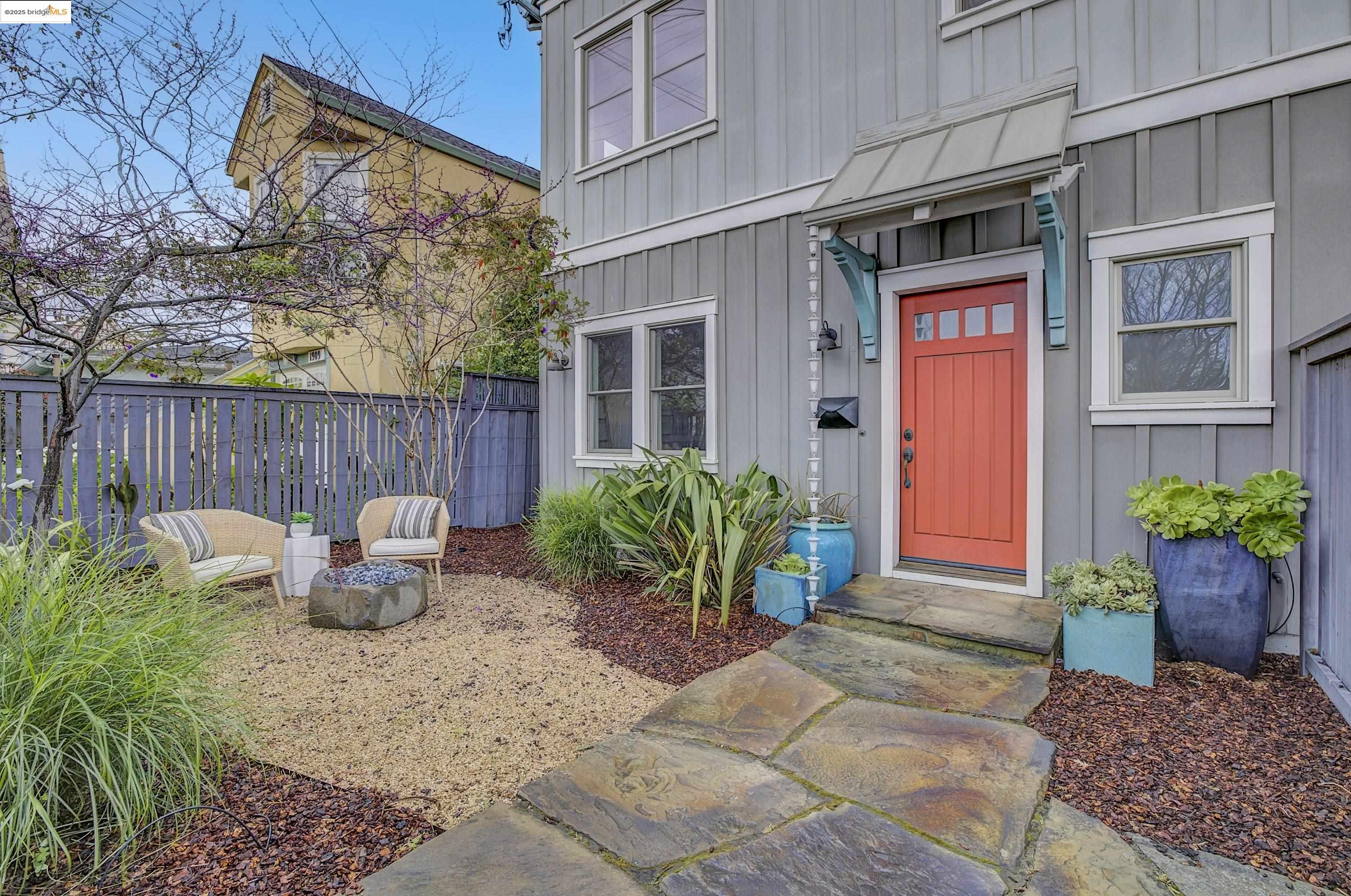 Detail Gallery Image 33 of 39 For 1911 9th St a,  Berkeley,  CA 94710 - 3 Beds | 2/1 Baths