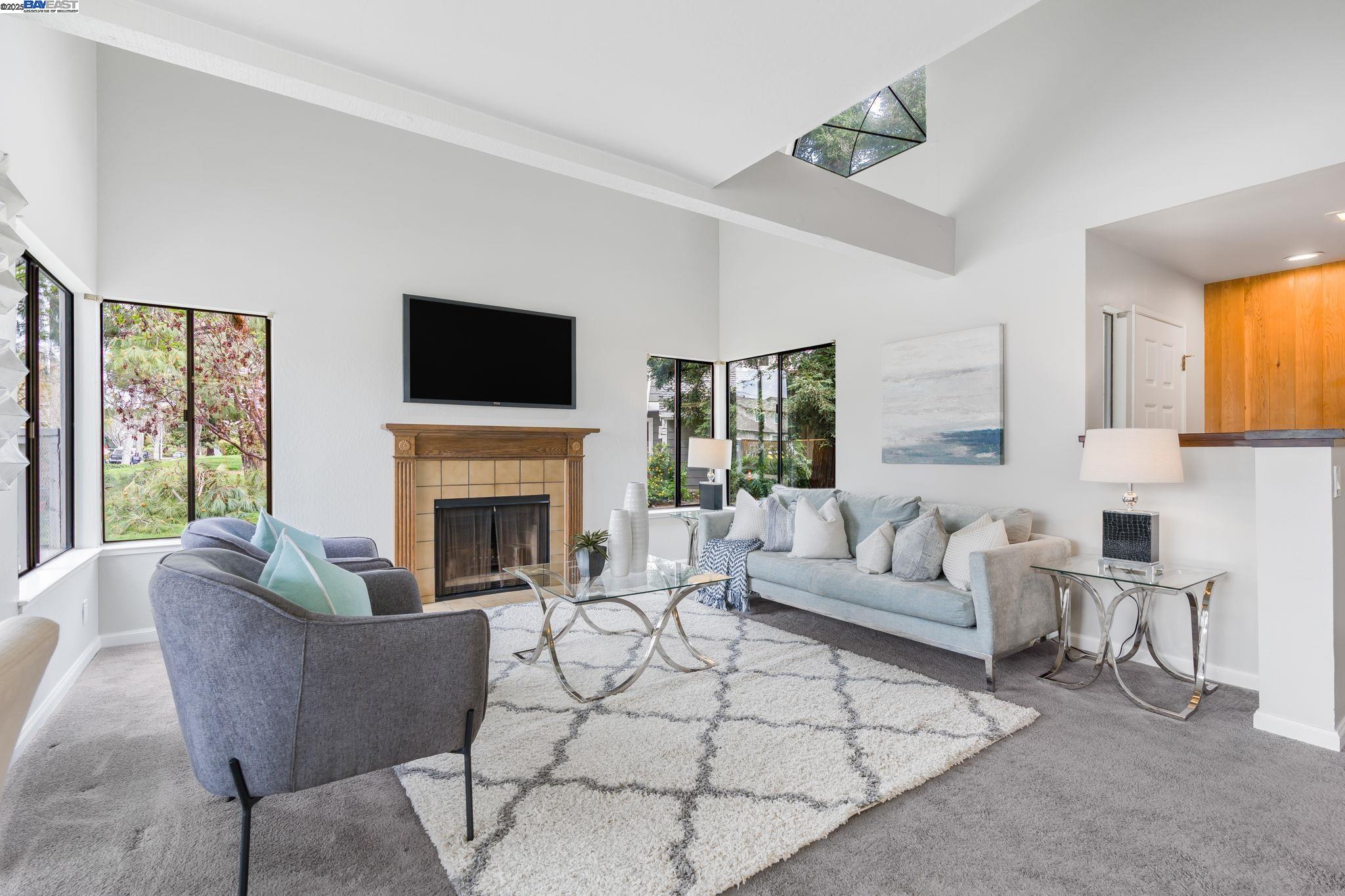 Detail Gallery Image 1 of 1 For 4378 Fairlands Dr, Pleasanton,  CA 94588 - 3 Beds | 2/1 Baths