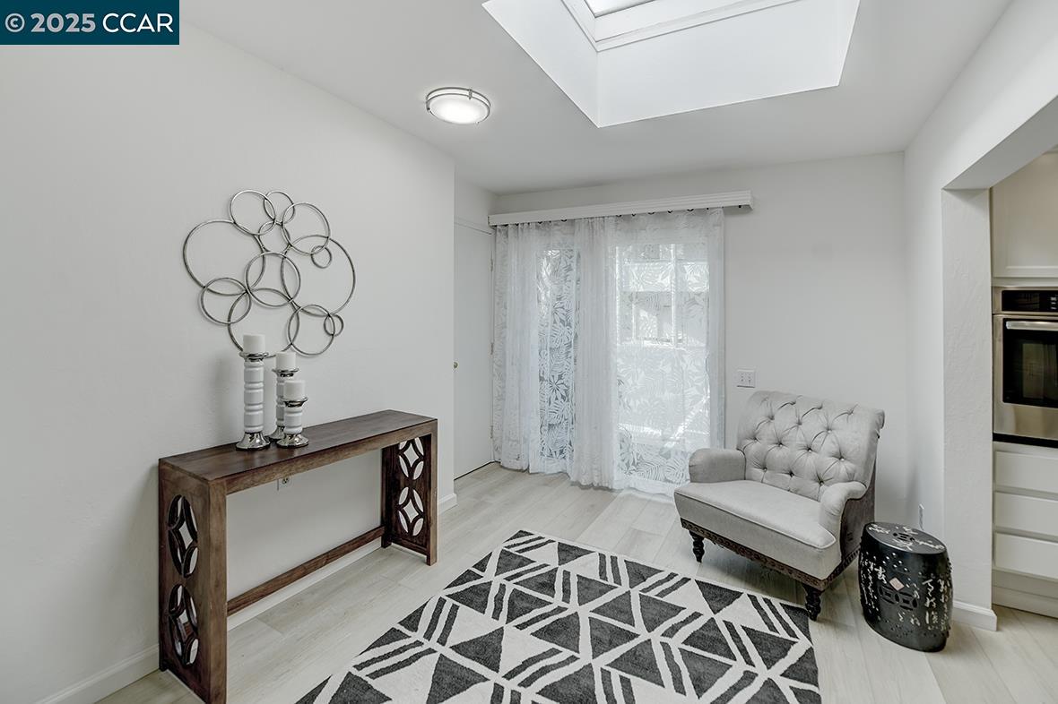 property-img