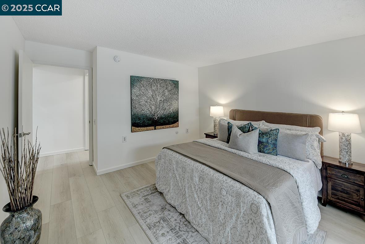 property-img