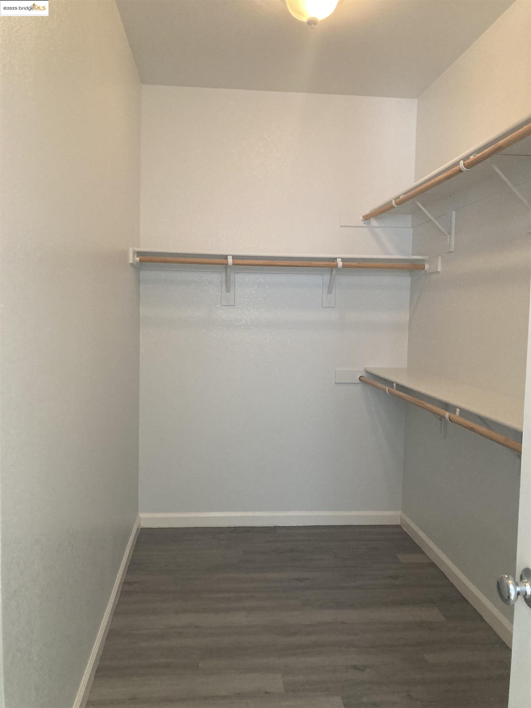 Detail Gallery Image 14 of 33 For 10448 Almanor Circle, Stockton,  CA 95219-9999 - 3 Beds | 2 Baths