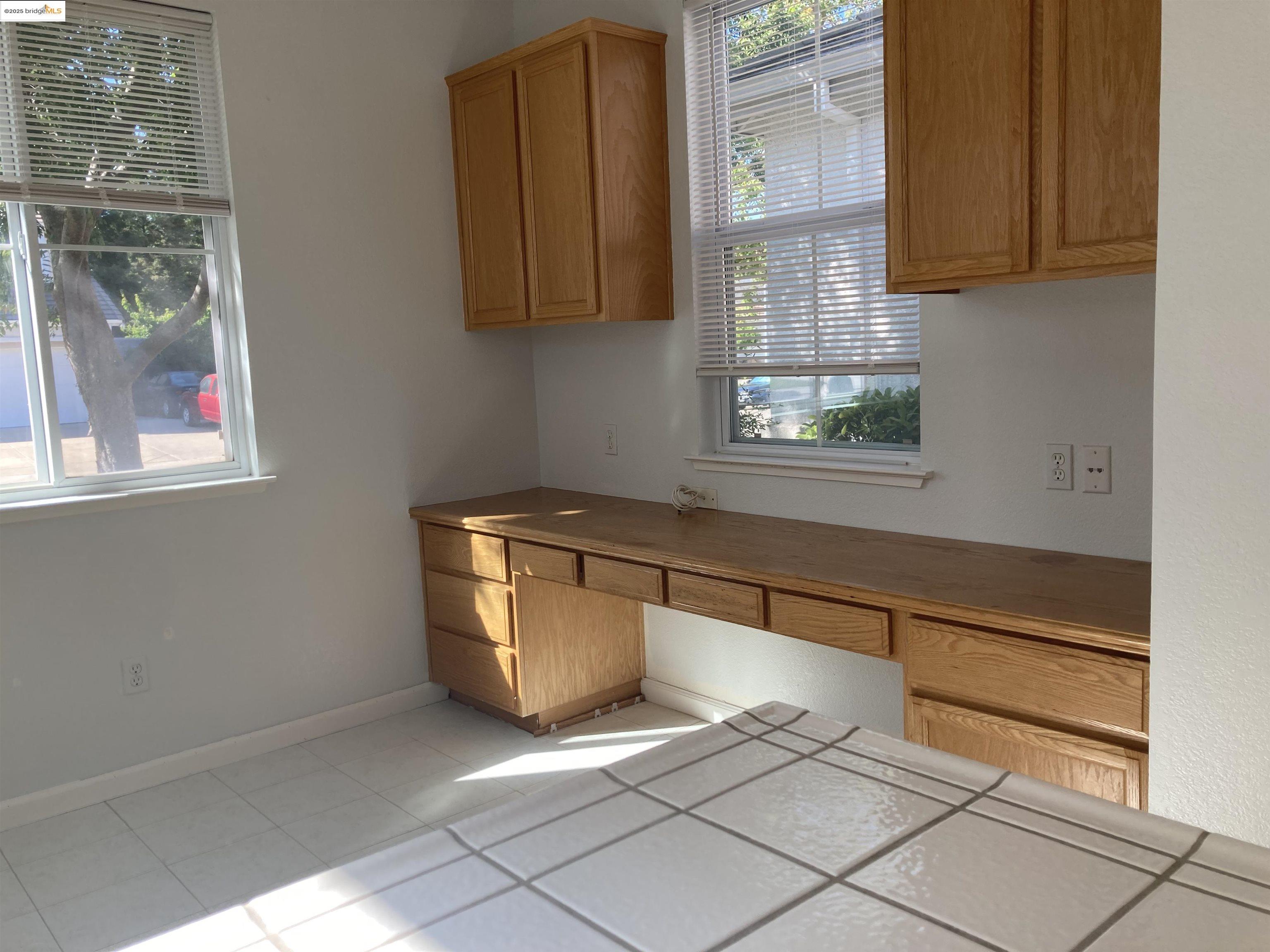 Detail Gallery Image 32 of 33 For 10448 Almanor Circle, Stockton,  CA 95219-9999 - 3 Beds | 2 Baths