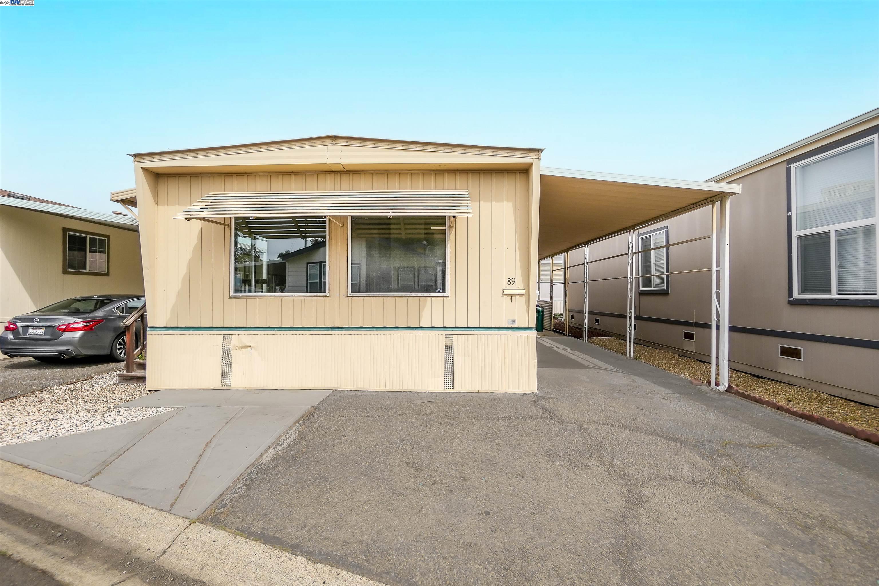 Detail Gallery Image 1 of 27 For 1200 W Winton Ave #89,  Hayward,  CA 94545 - 2 Beds | 1 Baths