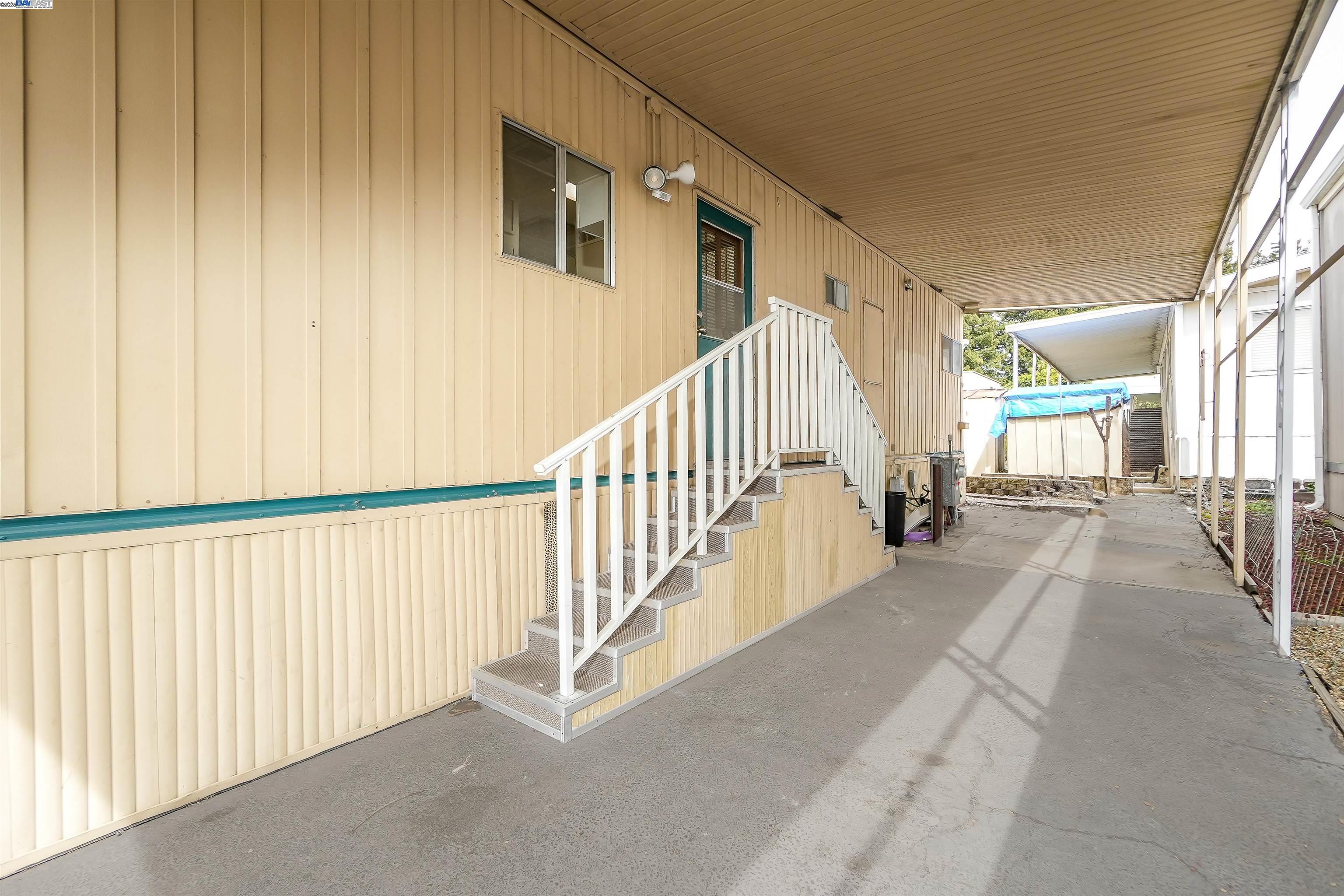 Detail Gallery Image 4 of 27 For 1200 W Winton Ave #89,  Hayward,  CA 94545 - 2 Beds | 1 Baths