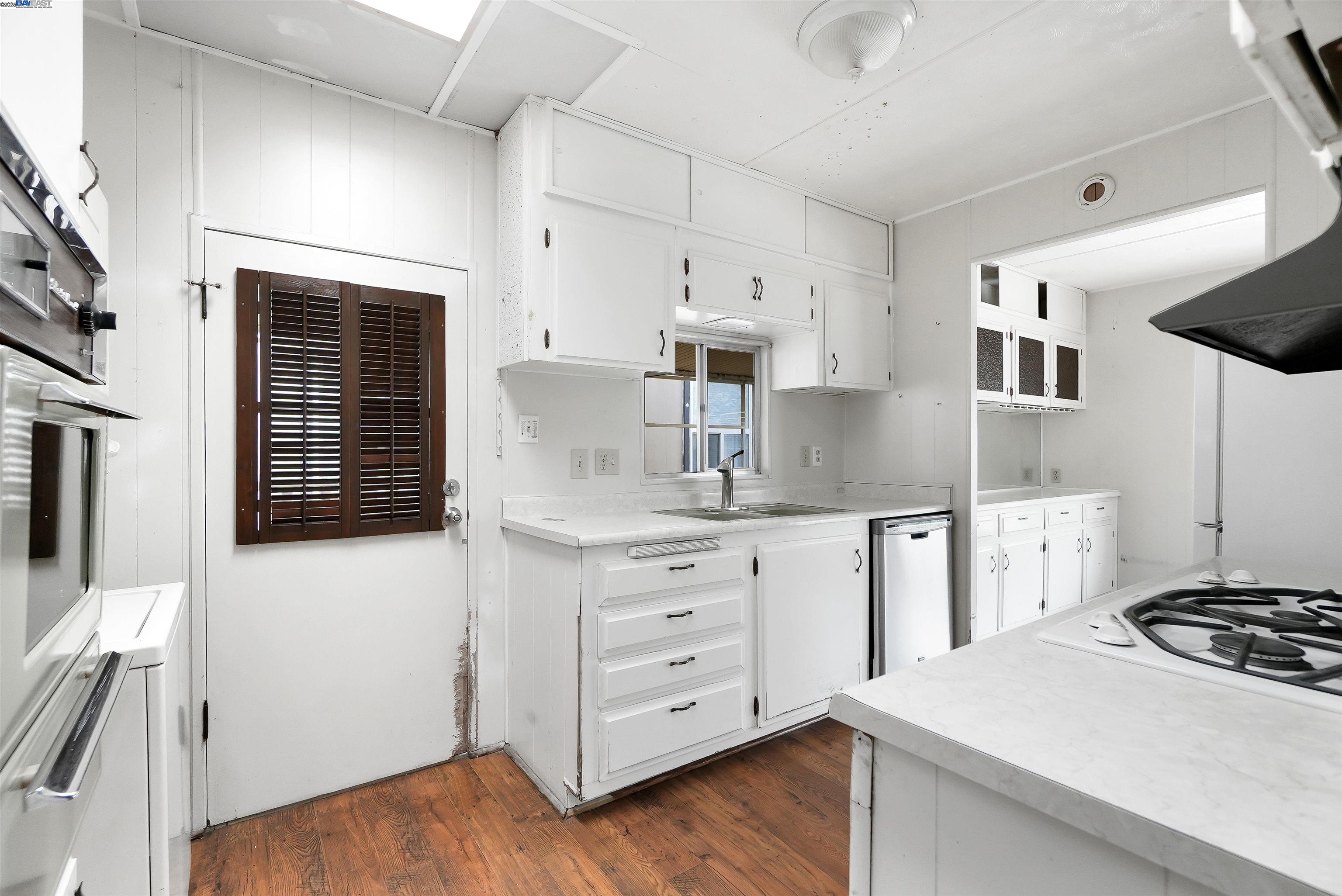 Detail Gallery Image 7 of 27 For 1200 W Winton Ave #89,  Hayward,  CA 94545 - 2 Beds | 1 Baths