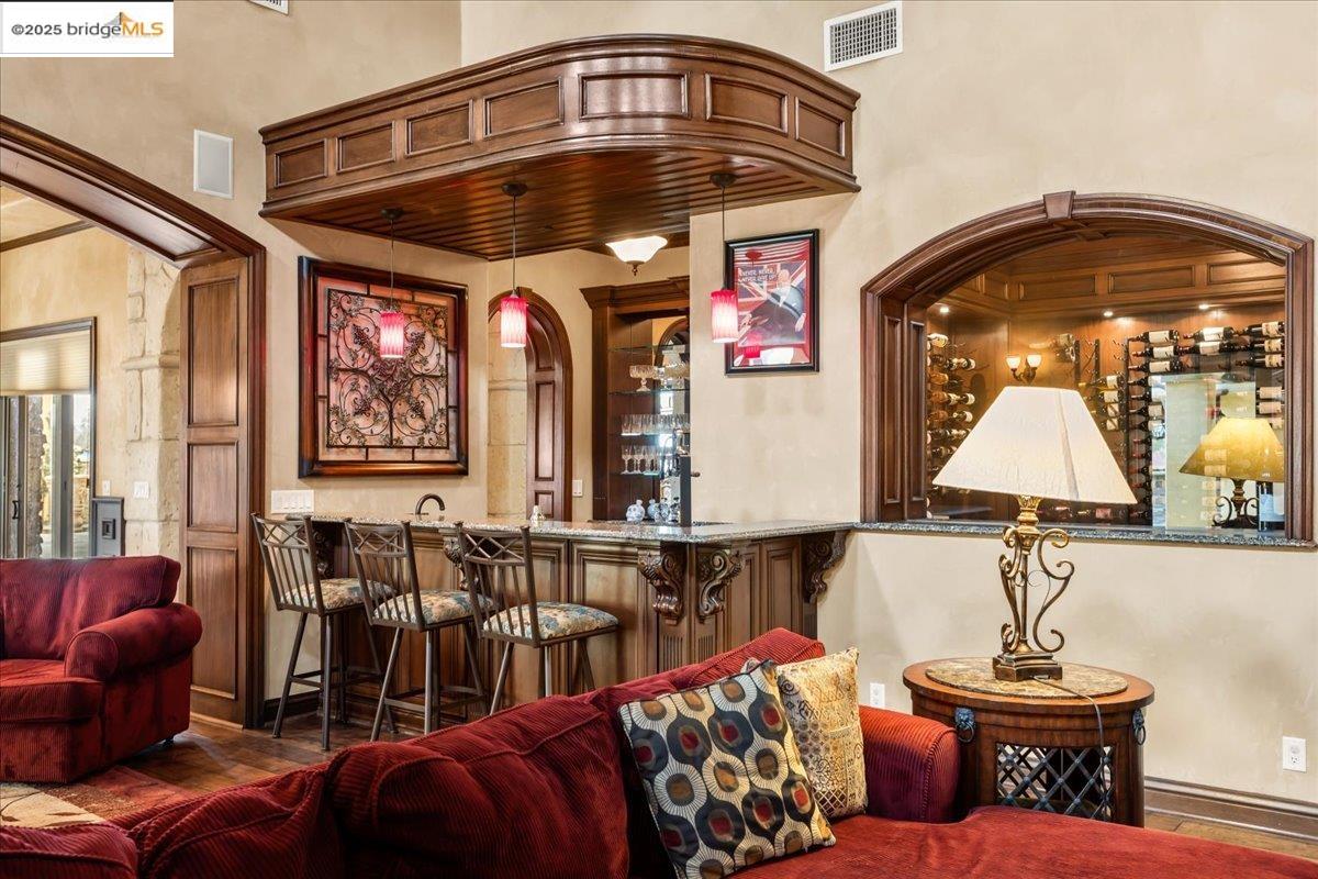 Detail Gallery Image 15 of 60 For 3600 Byer Rd, Byron,  CA 94514 - 5 Beds | 6/2 Baths