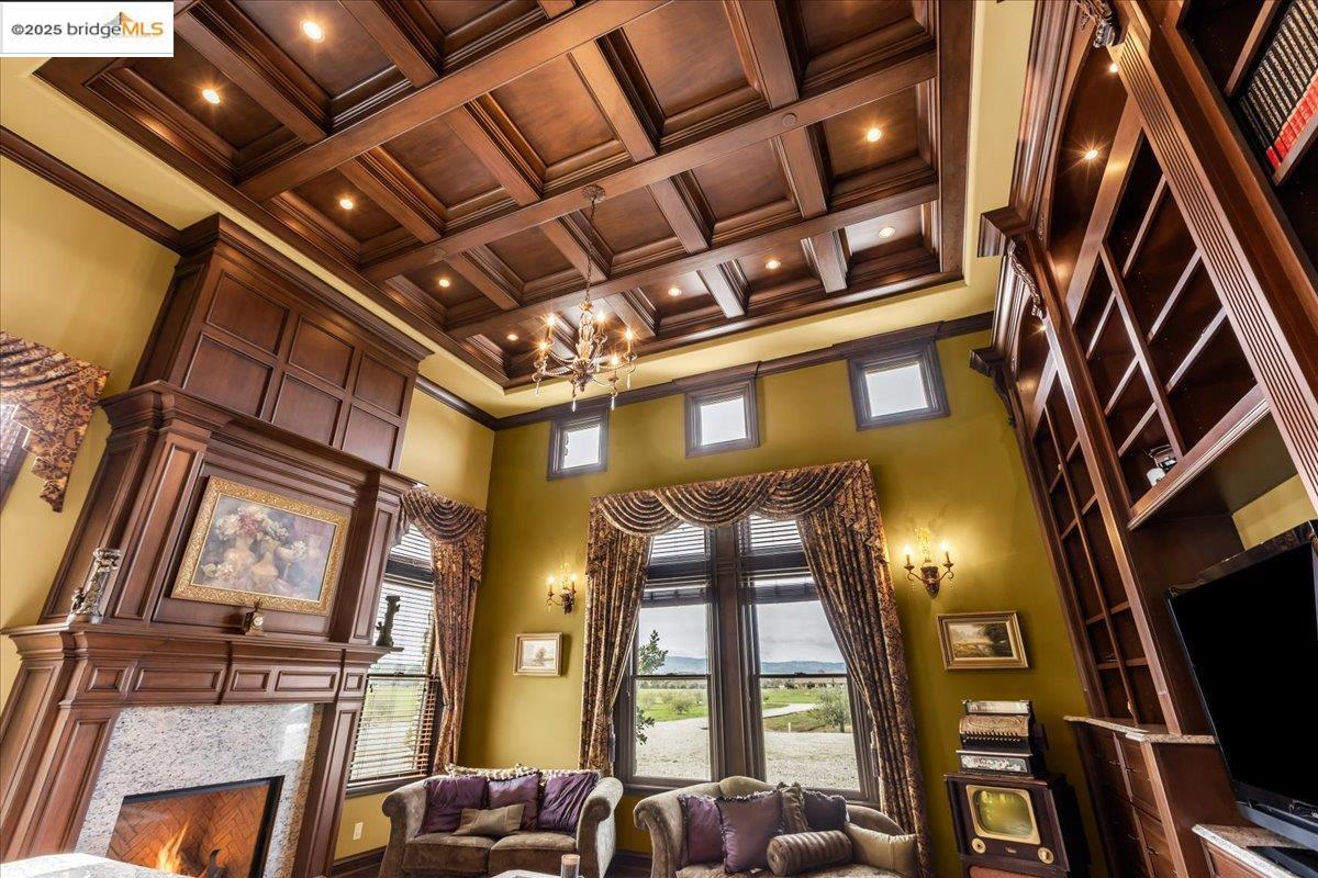 Detail Gallery Image 29 of 60 For 3600 Byer Rd, Byron,  CA 94514 - 5 Beds | 6/2 Baths