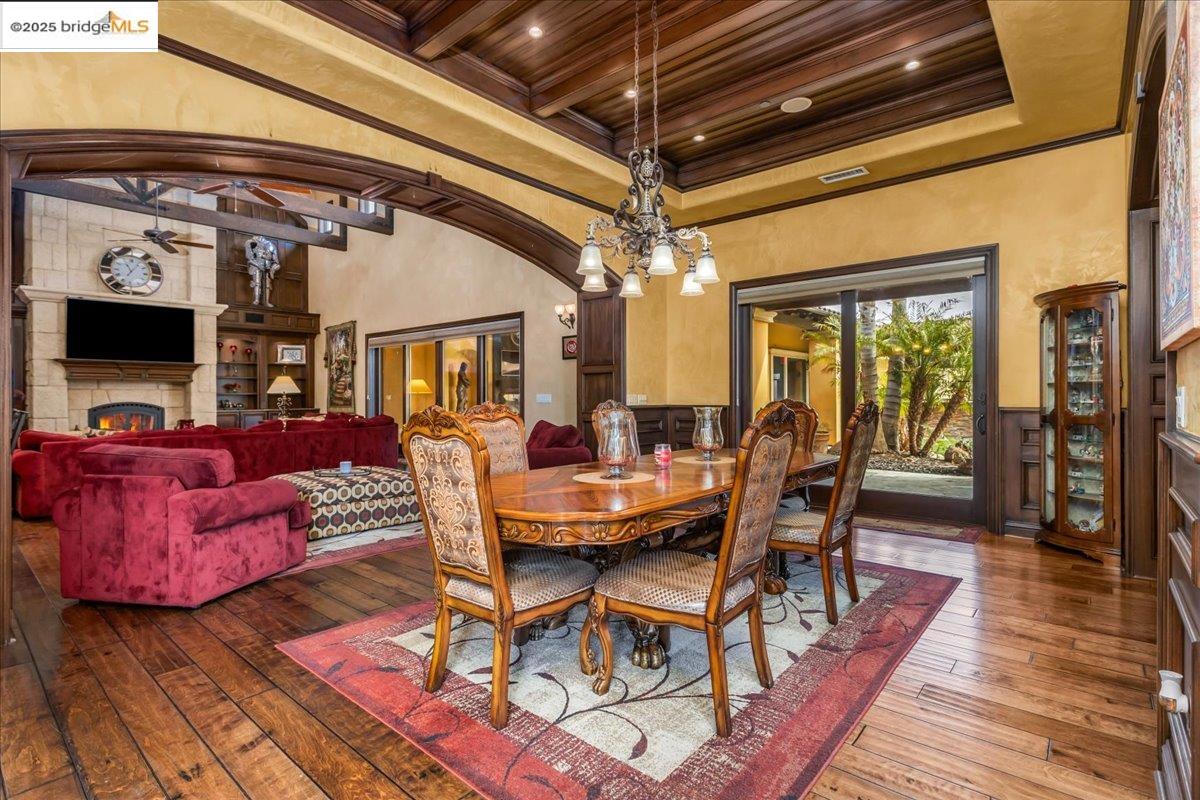 Detail Gallery Image 10 of 60 For 3600 Byer Rd, Byron,  CA 94514 - 5 Beds | 6/2 Baths