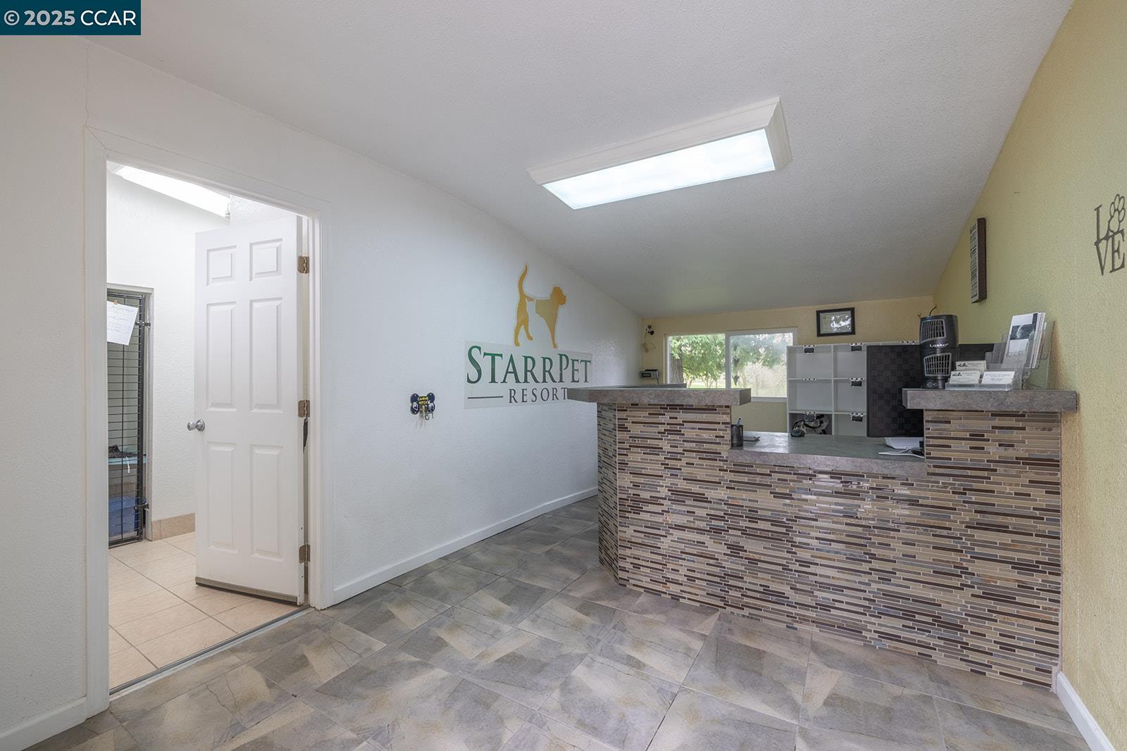 Detail Gallery Image 1 of 1 For , Windsor,  CA 95492 - – Beds | – Baths