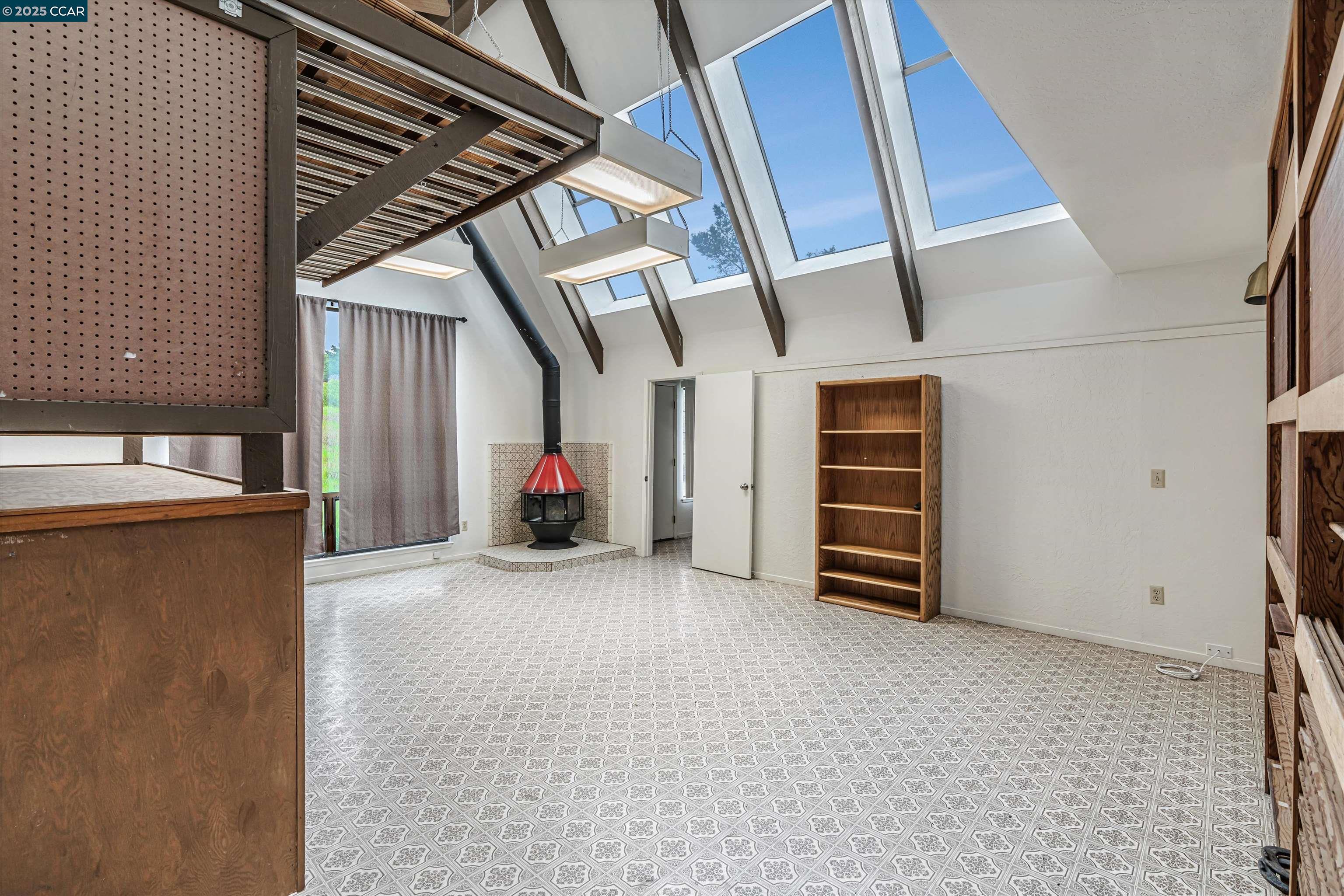 Detail Gallery Image 16 of 48 For 23725 Determine Ln, Monterey,  CA 93940 - 3 Beds | 2 Baths