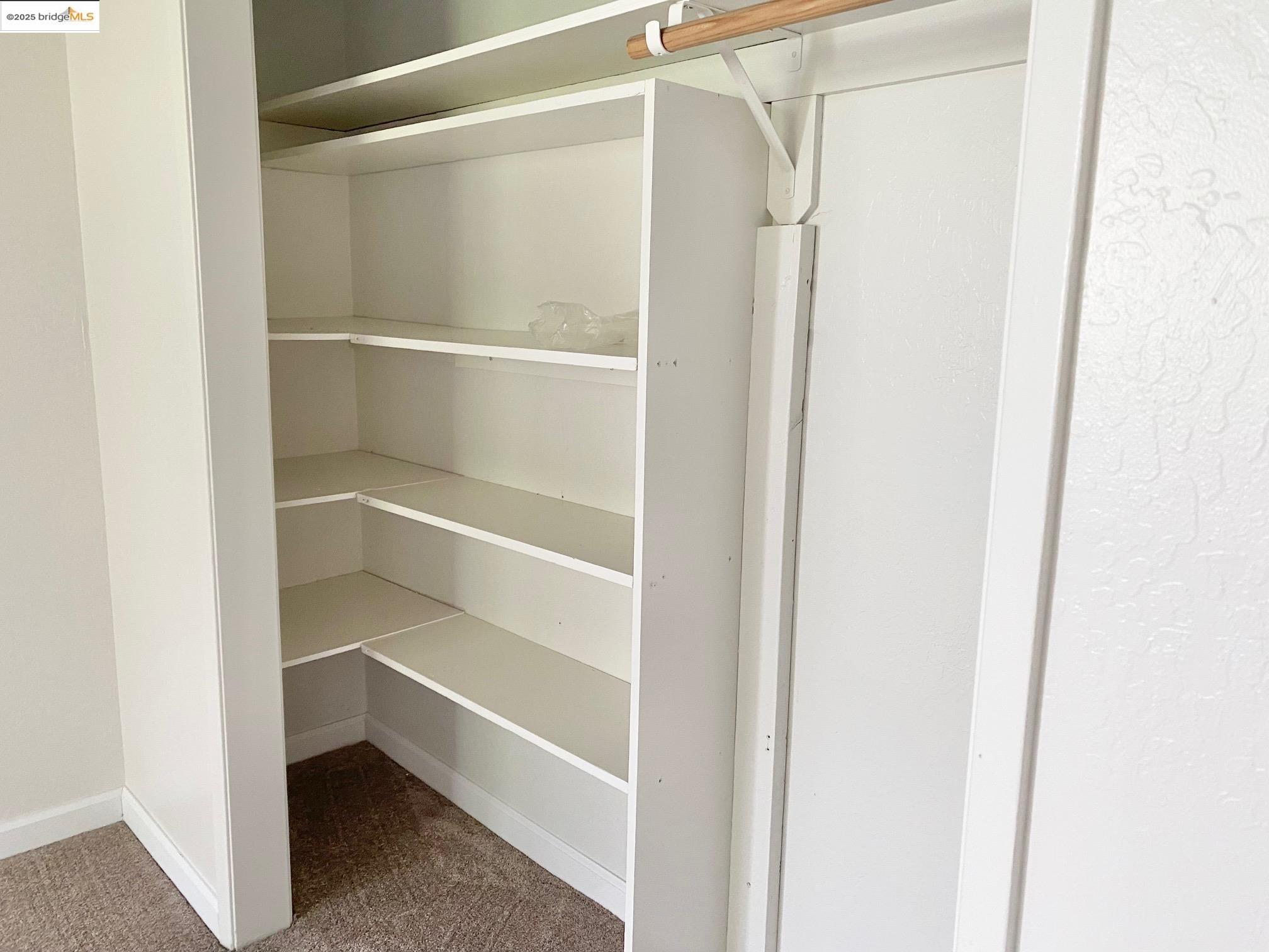 Detail Gallery Image 15 of 54 For 19440 Chaffee Circle, Groveland,  CA 95321-9305 - 4 Beds | 2/1 Baths