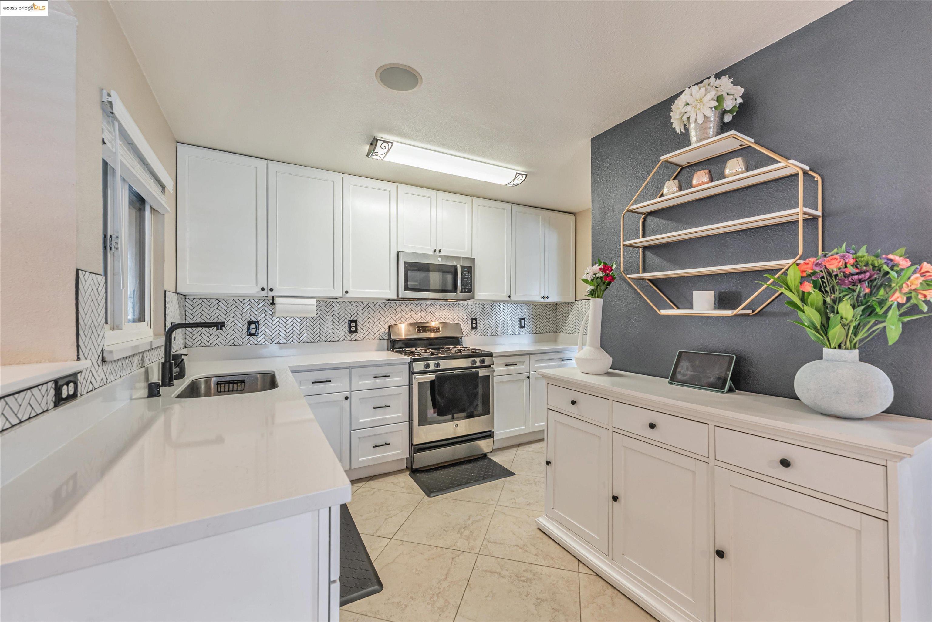 property-img