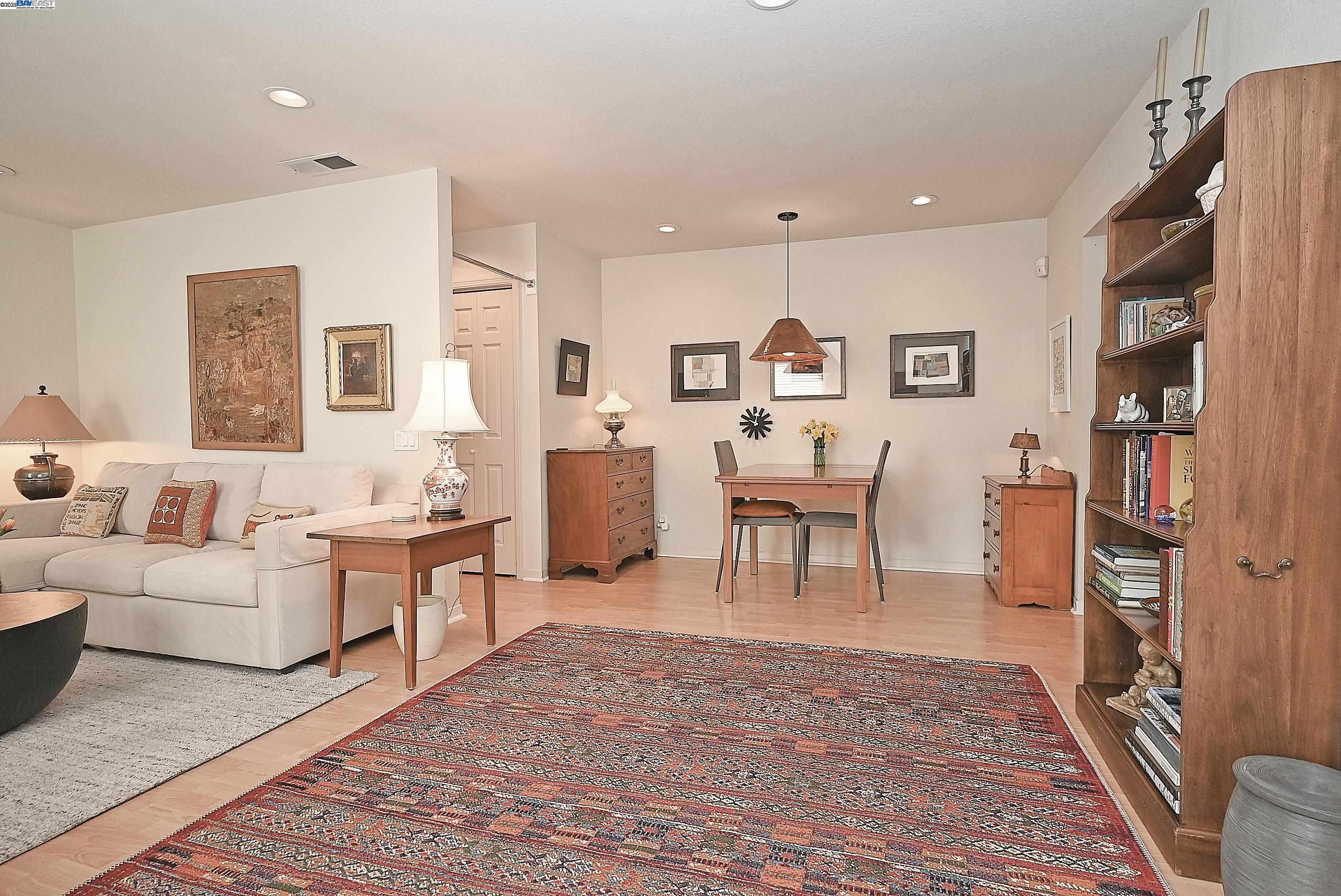 Photo #3: 41089862 Listing 