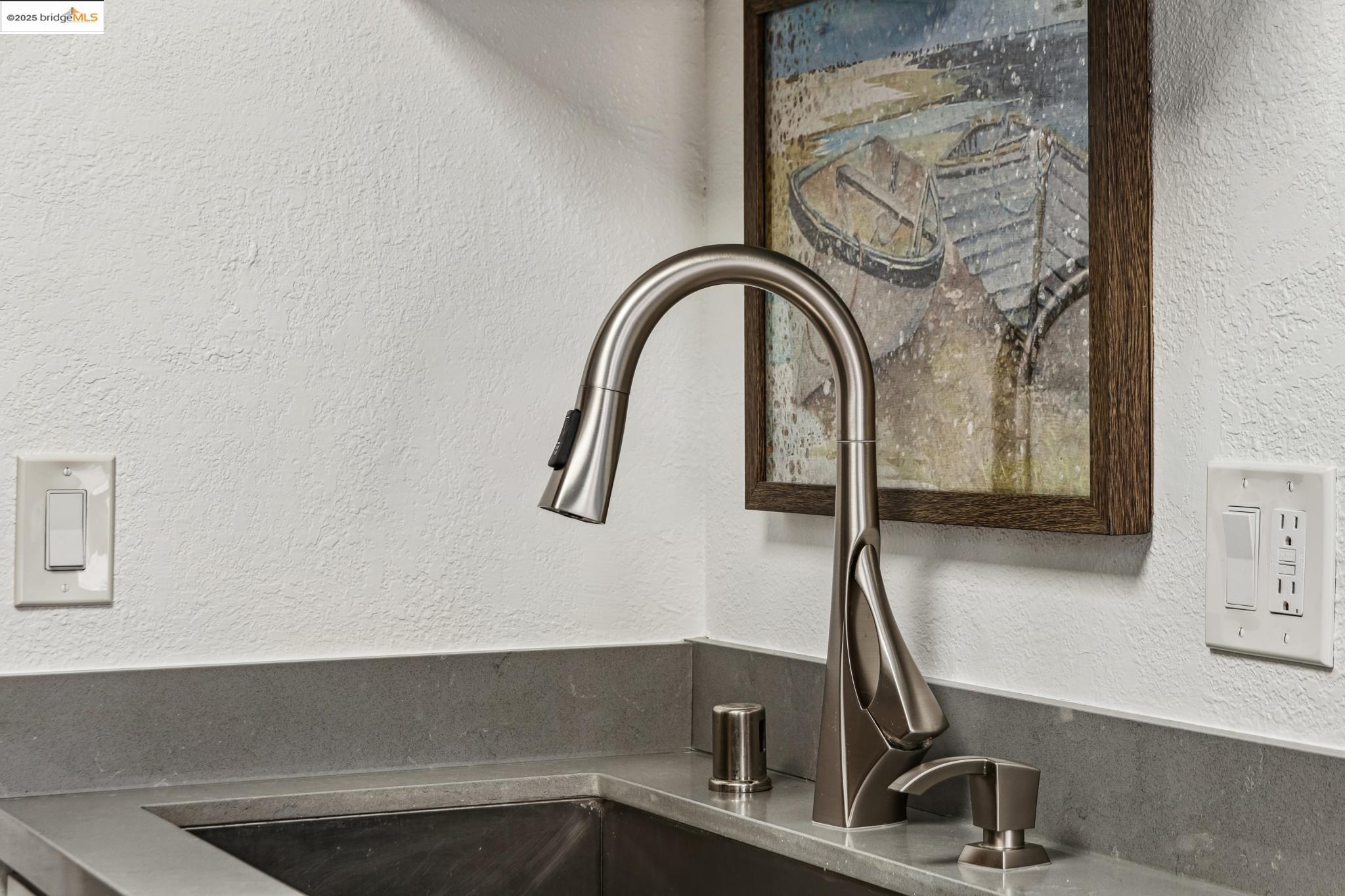 66 Fairmount Ave # 319, Oakland, California 94611, 2 Bedrooms Bedrooms, 4 Rooms Rooms,2 BathroomsBathrooms,Residential,For Sale,66 Fairmount Ave # 319,41089887