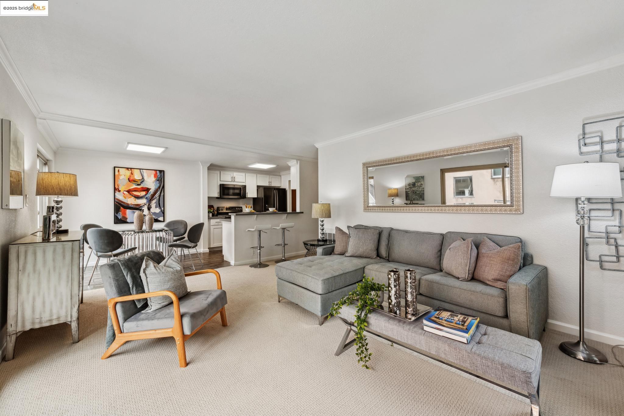 66 Fairmount Ave # 319, Oakland, California 94611, 2 Bedrooms Bedrooms, 4 Rooms Rooms,2 BathroomsBathrooms,Residential,For Sale,66 Fairmount Ave # 319,41089887