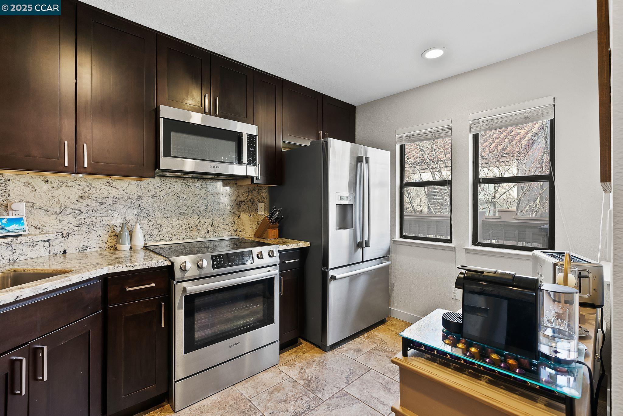 Photo #5: 41089892 Listing 