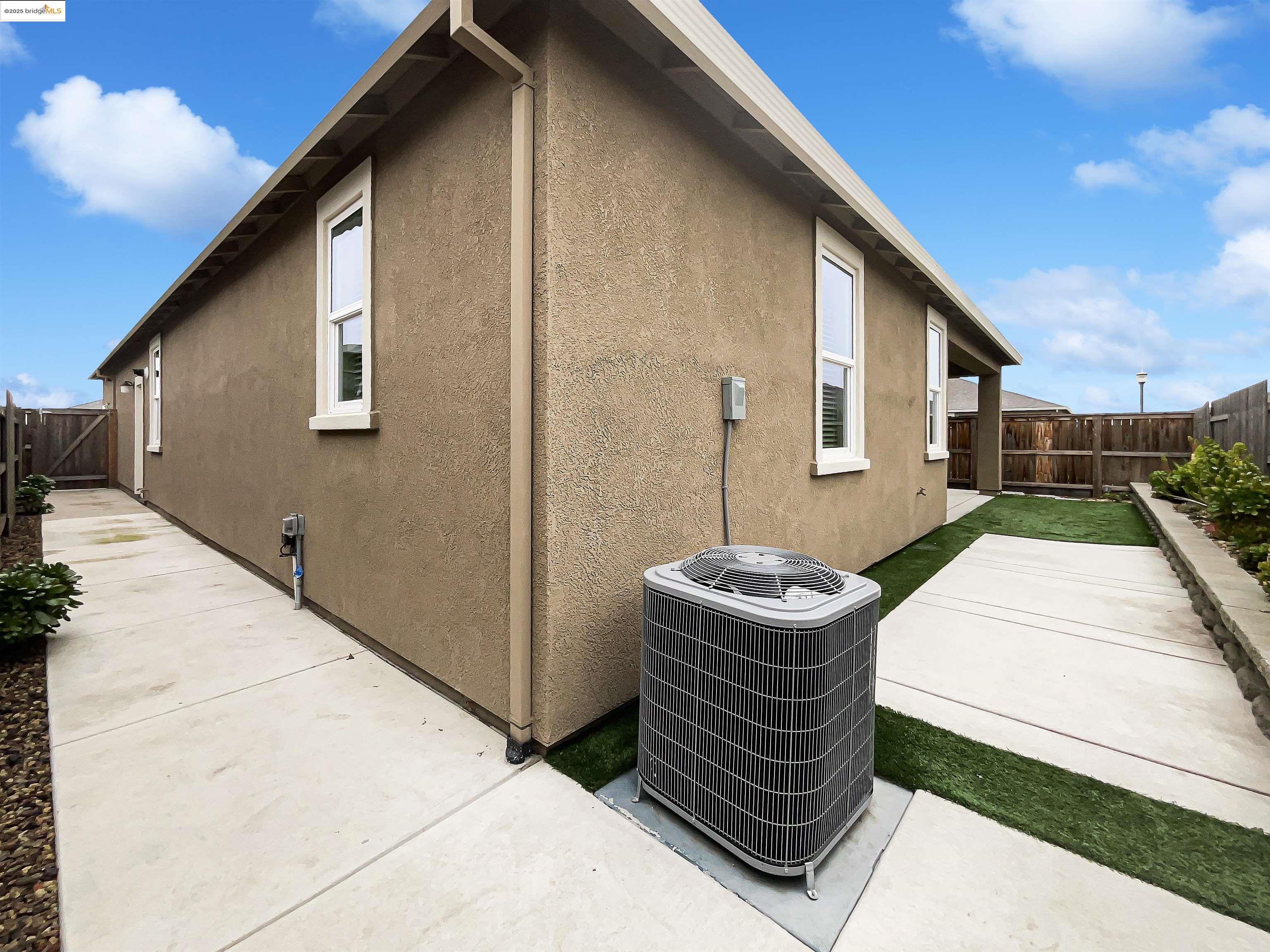 Detail Gallery Image 31 of 32 For 2211 Reunion Ln, Rio Vista,  CA 94571 - 2 Beds | 2 Baths