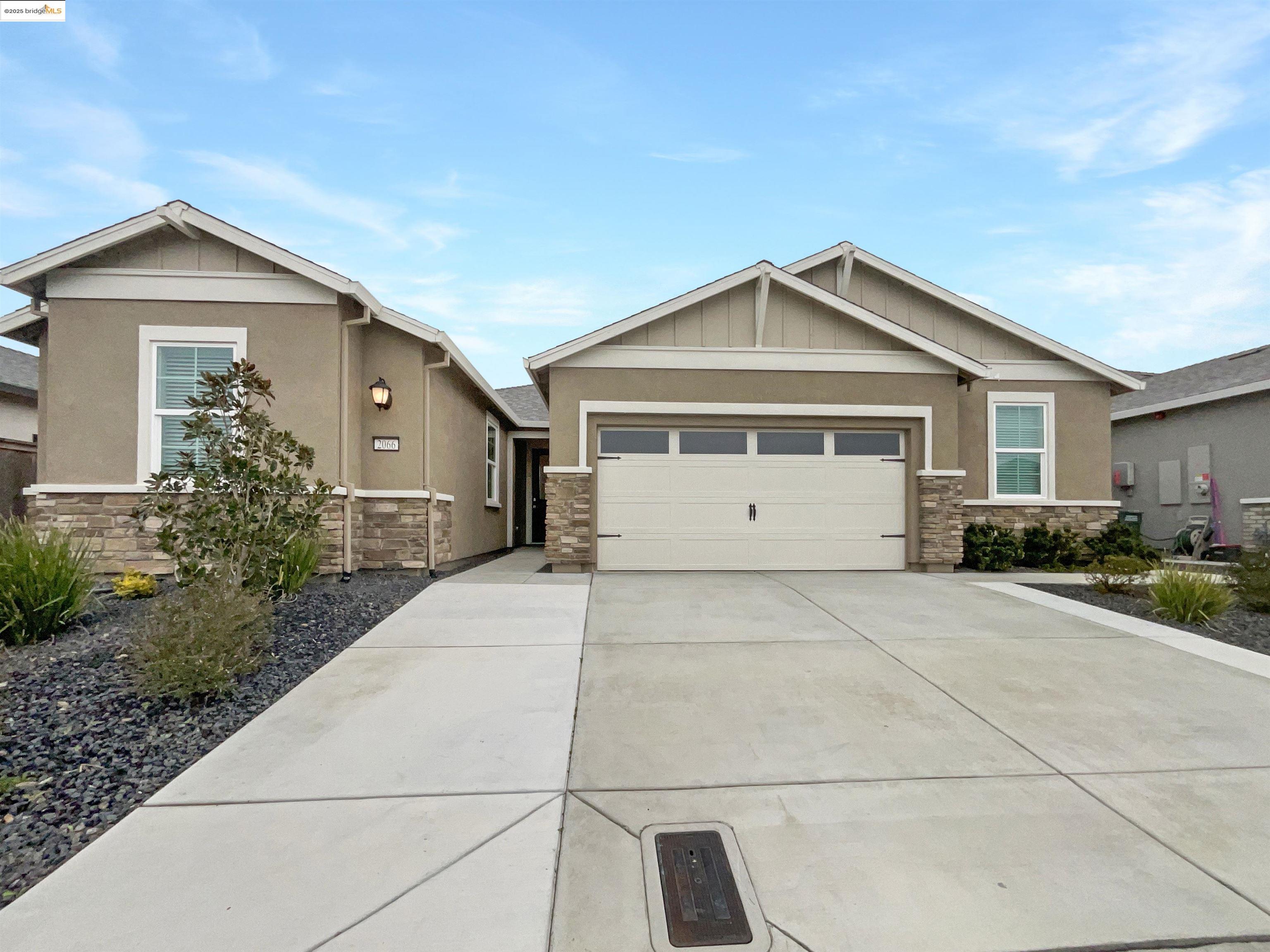 Detail Gallery Image 1 of 43 For 2066 Espana Ln, Rio Vista,  CA 94571 - 3 Beds | 3 Baths