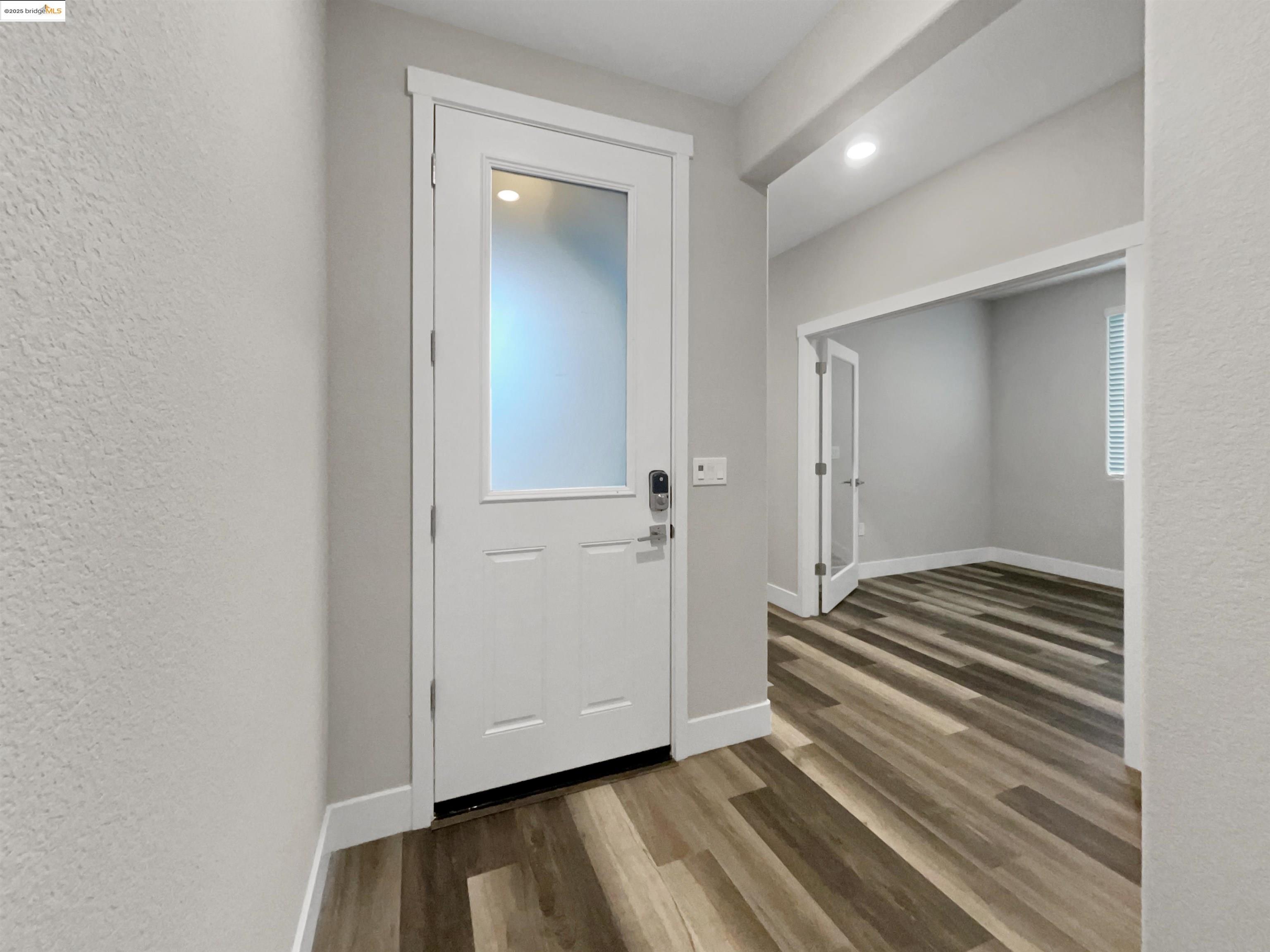 Detail Gallery Image 12 of 43 For 2066 Espana Ln, Rio Vista,  CA 94571 - 3 Beds | 3 Baths