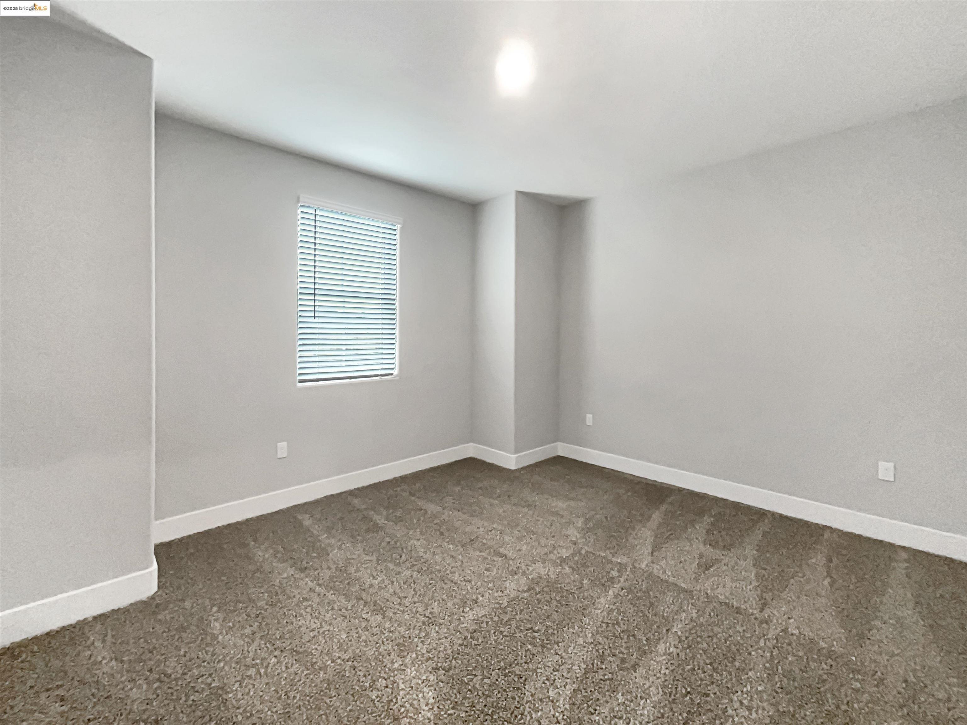 Detail Gallery Image 16 of 43 For 2066 Espana Ln, Rio Vista,  CA 94571 - 3 Beds | 3 Baths