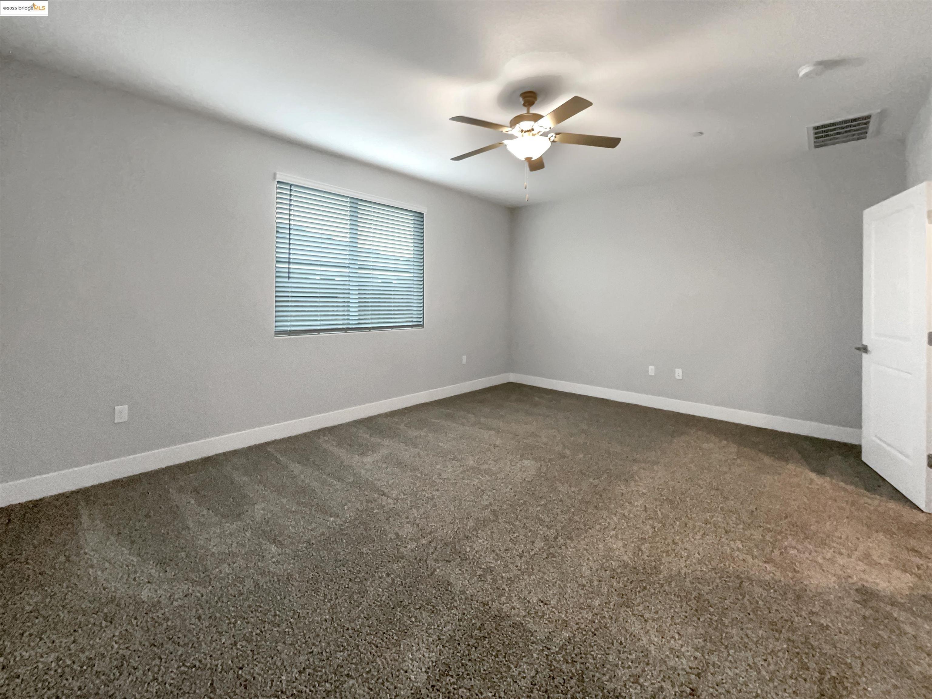 Detail Gallery Image 32 of 43 For 2066 Espana Ln, Rio Vista,  CA 94571 - 3 Beds | 3 Baths